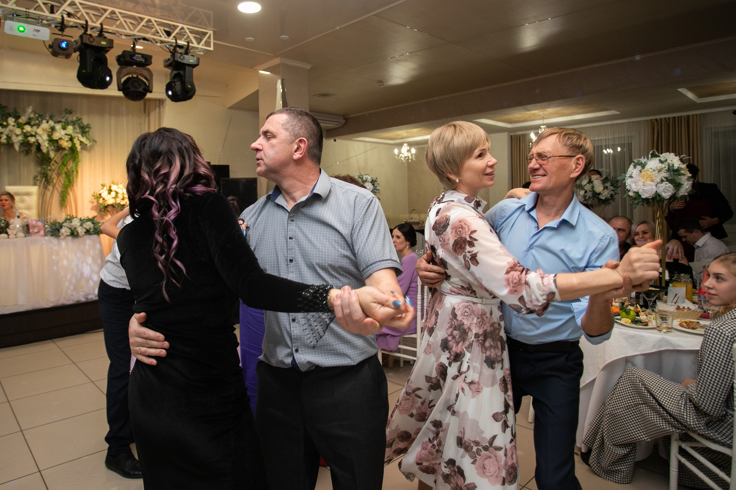 Дарья и Вадим (полный день). Фотограф в Барнауле Юлия Садвокасова