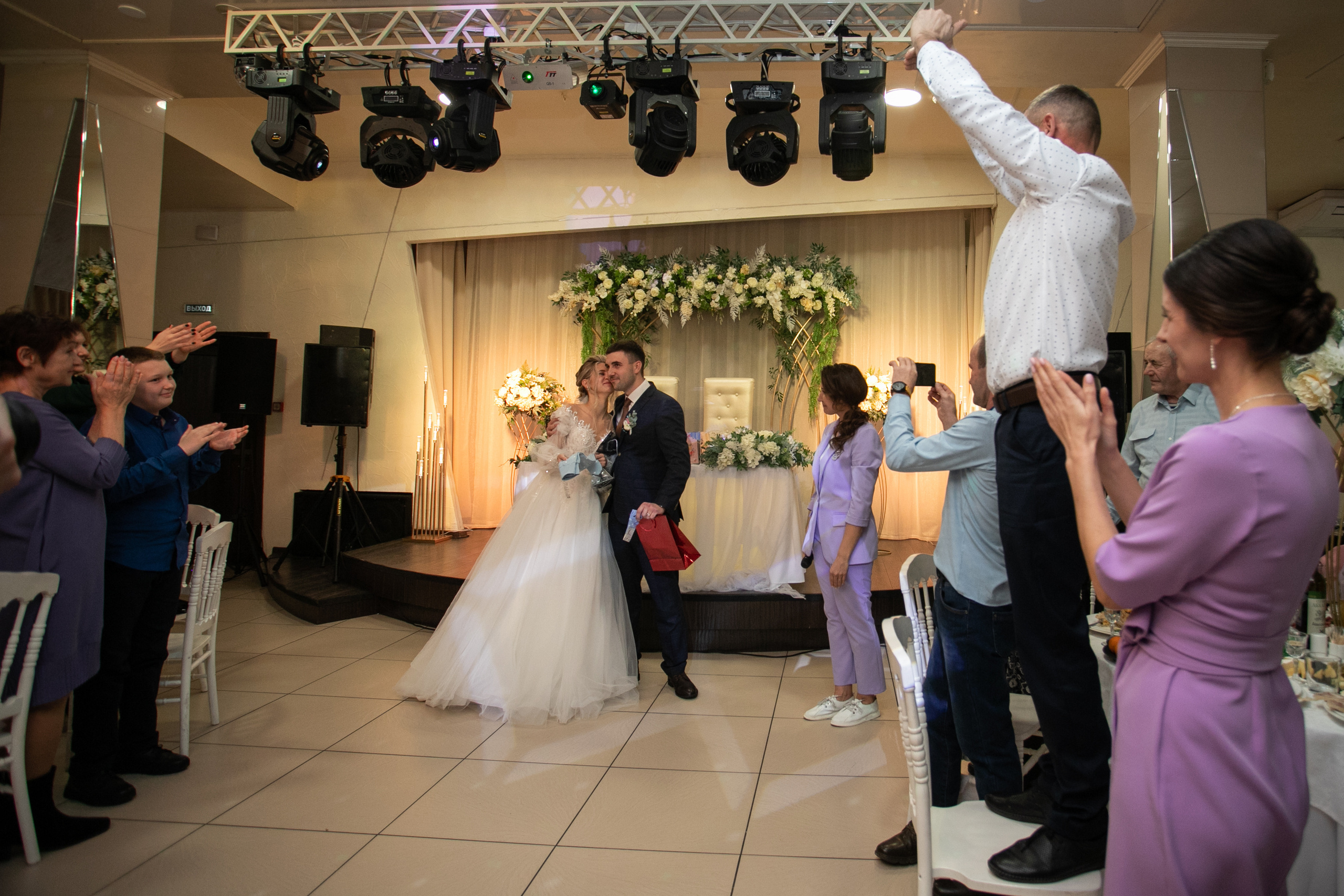 Дарья и Вадим (полный день). Фотограф в Барнауле Юлия Садвокасова