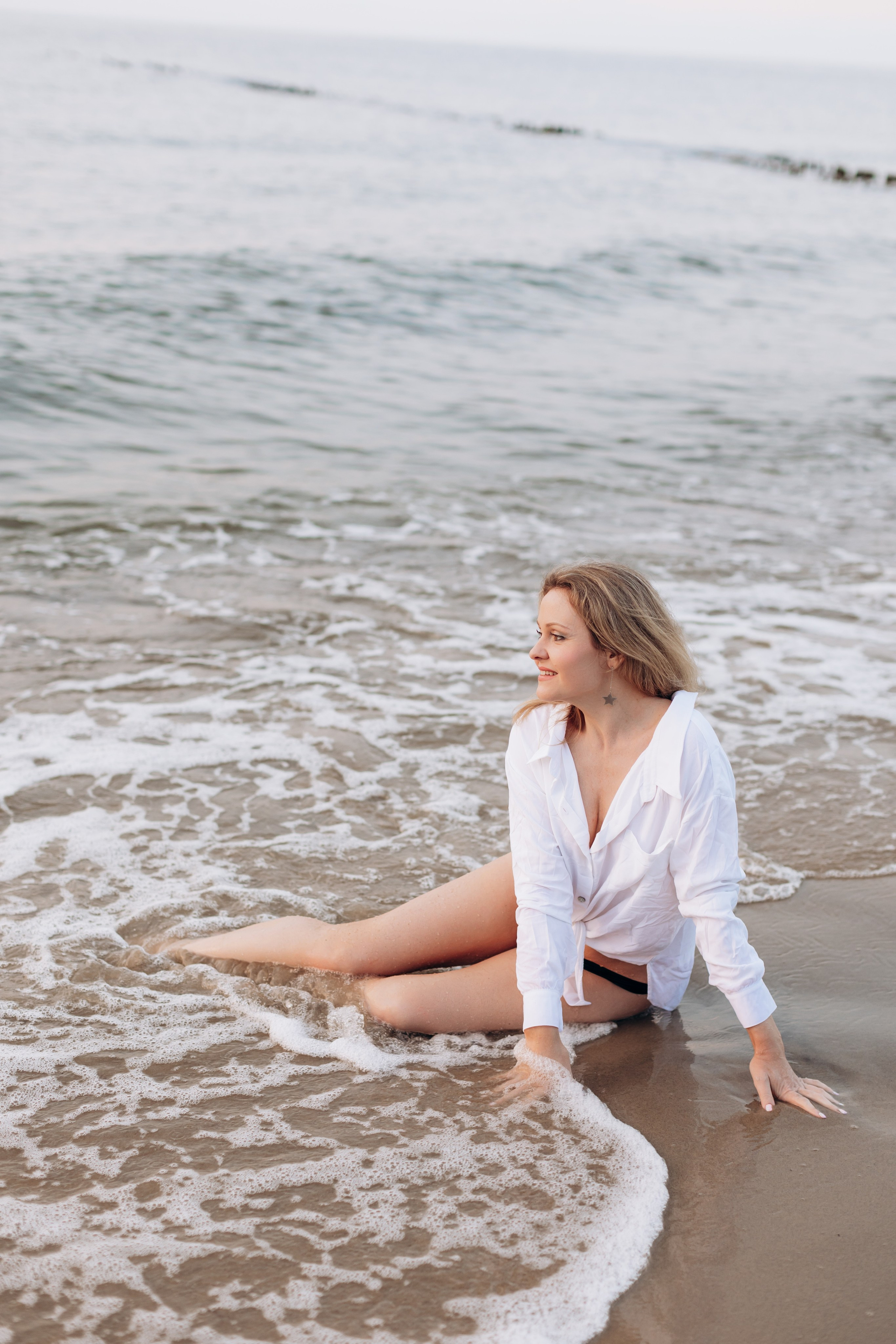 Подруги Отрадное море лето закат. Фотограф в Калининграде свадебная фотография, репортажная, фотосессии