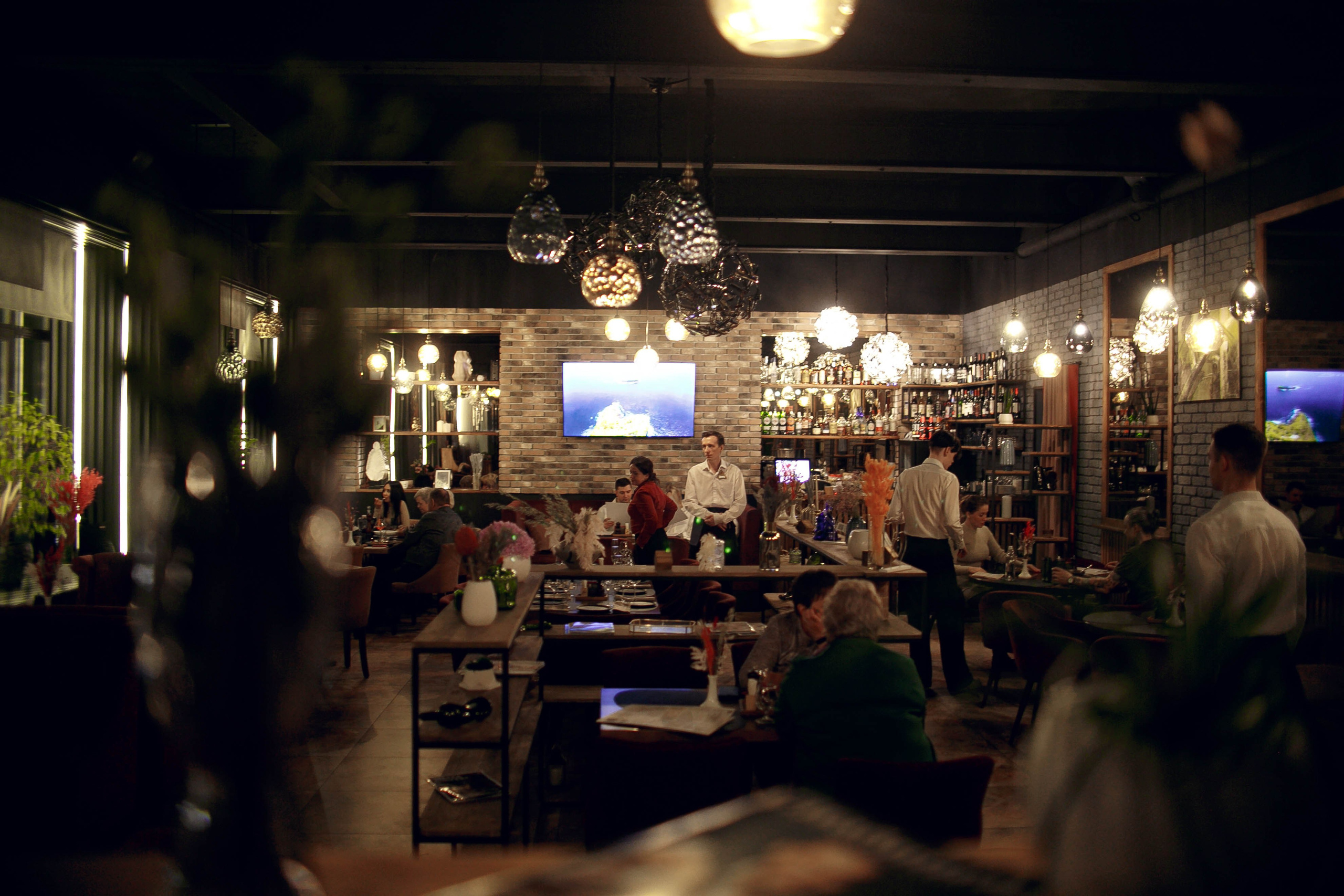 «Март». Ваш репортажный фотограф Артемий Антонов