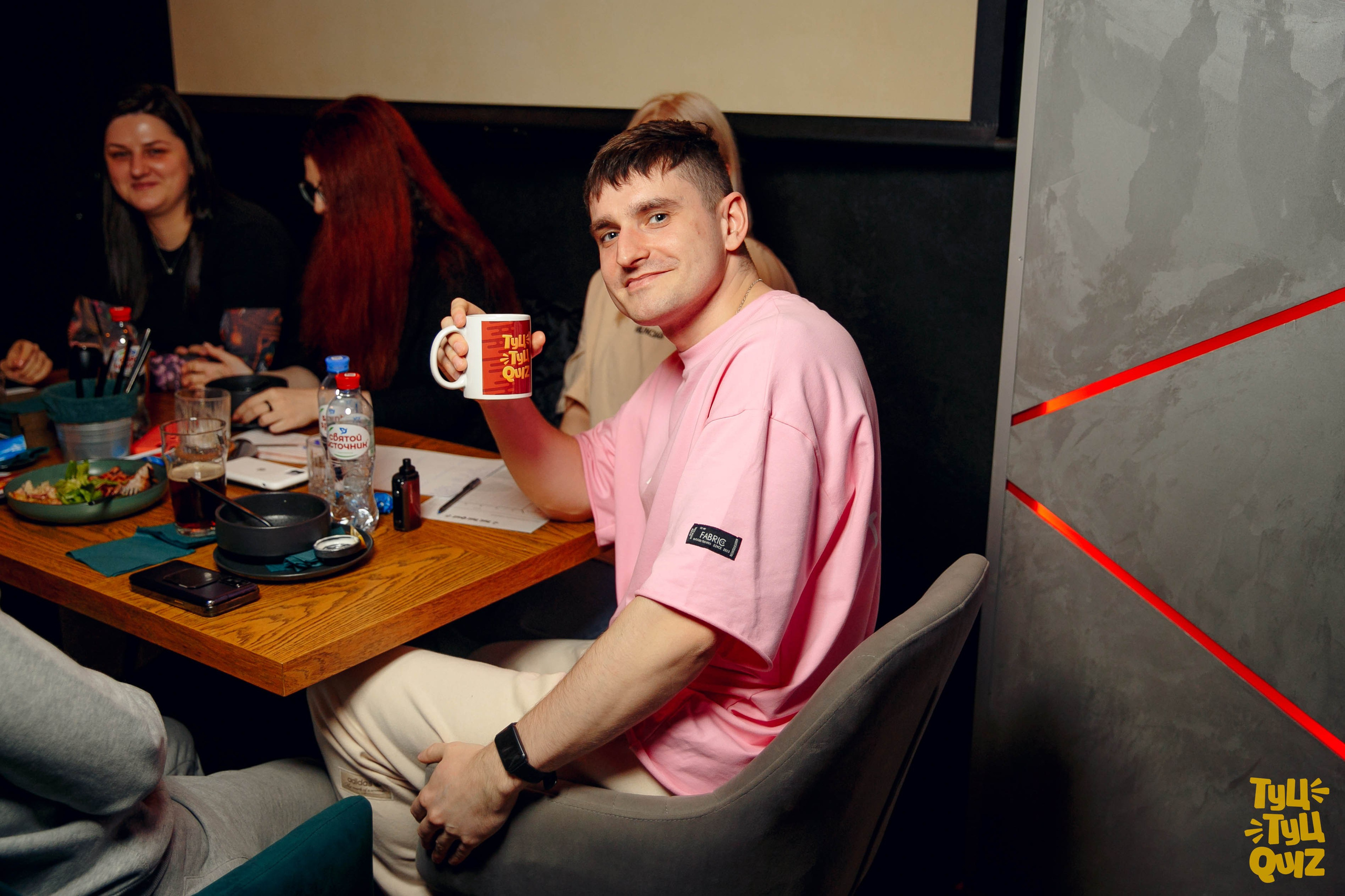 Туц туц квиз. Ваш репортажный фотограф Артемий Антонов