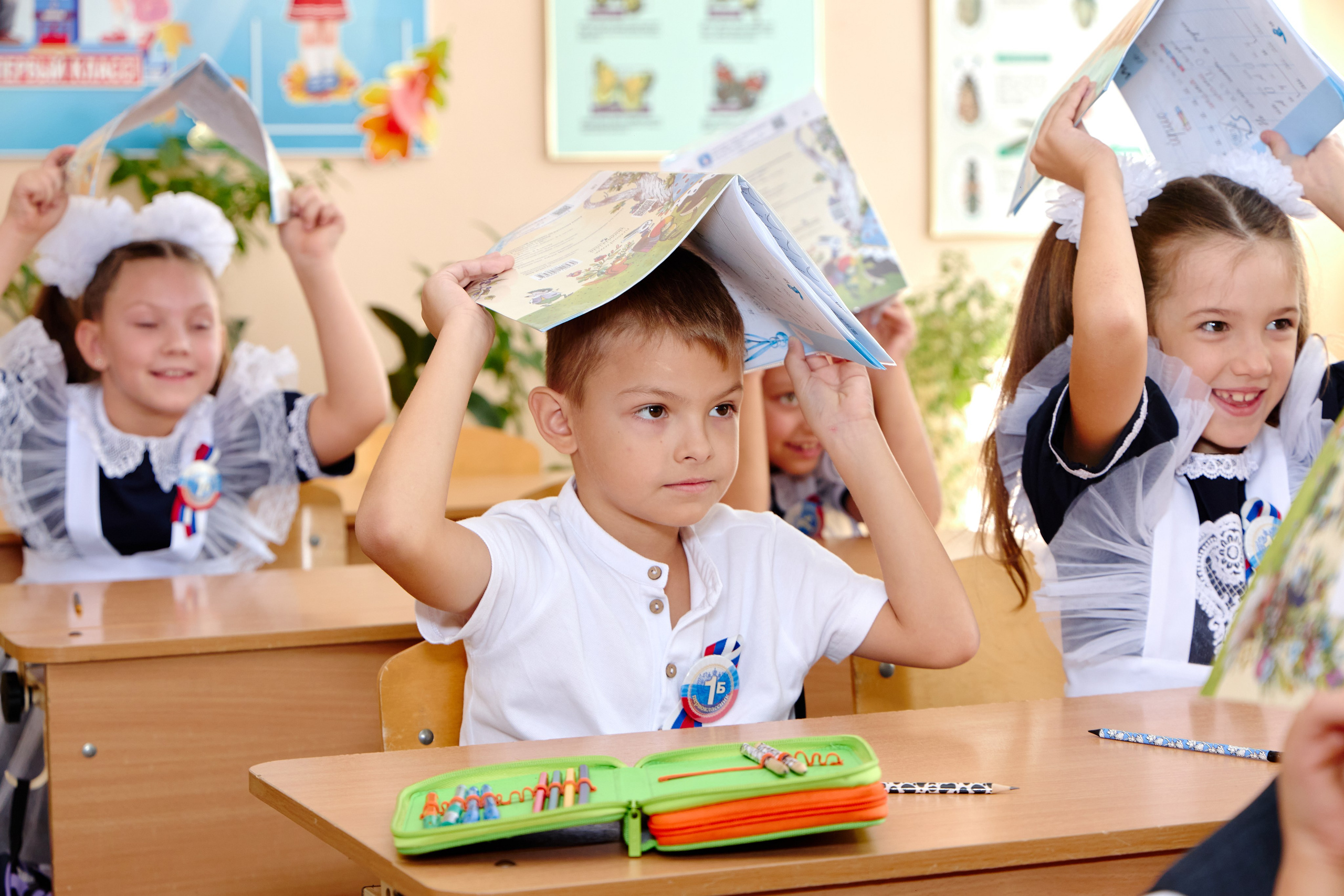 Сьемка репортаж в школе + проект Первоклашка. Фотограф Выпускные альбомы Таганрог Сергей Коробченко