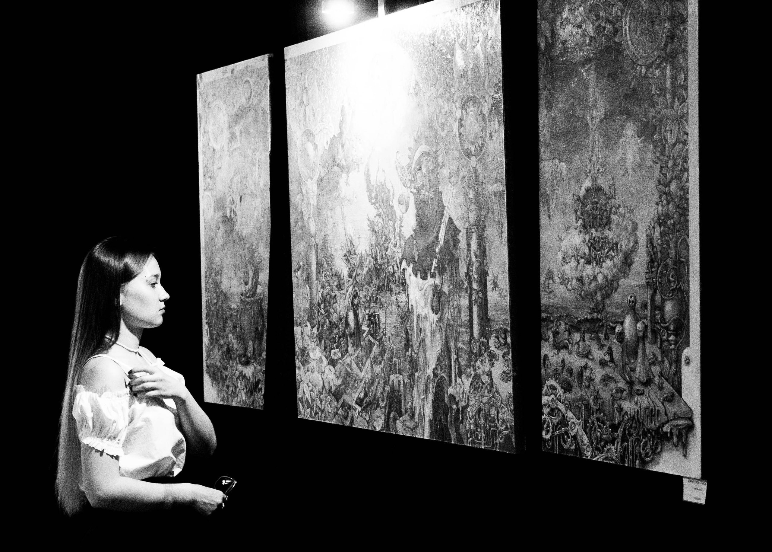 Выставка Сенсивити. Кир Анисин. Режиссер & фотограф