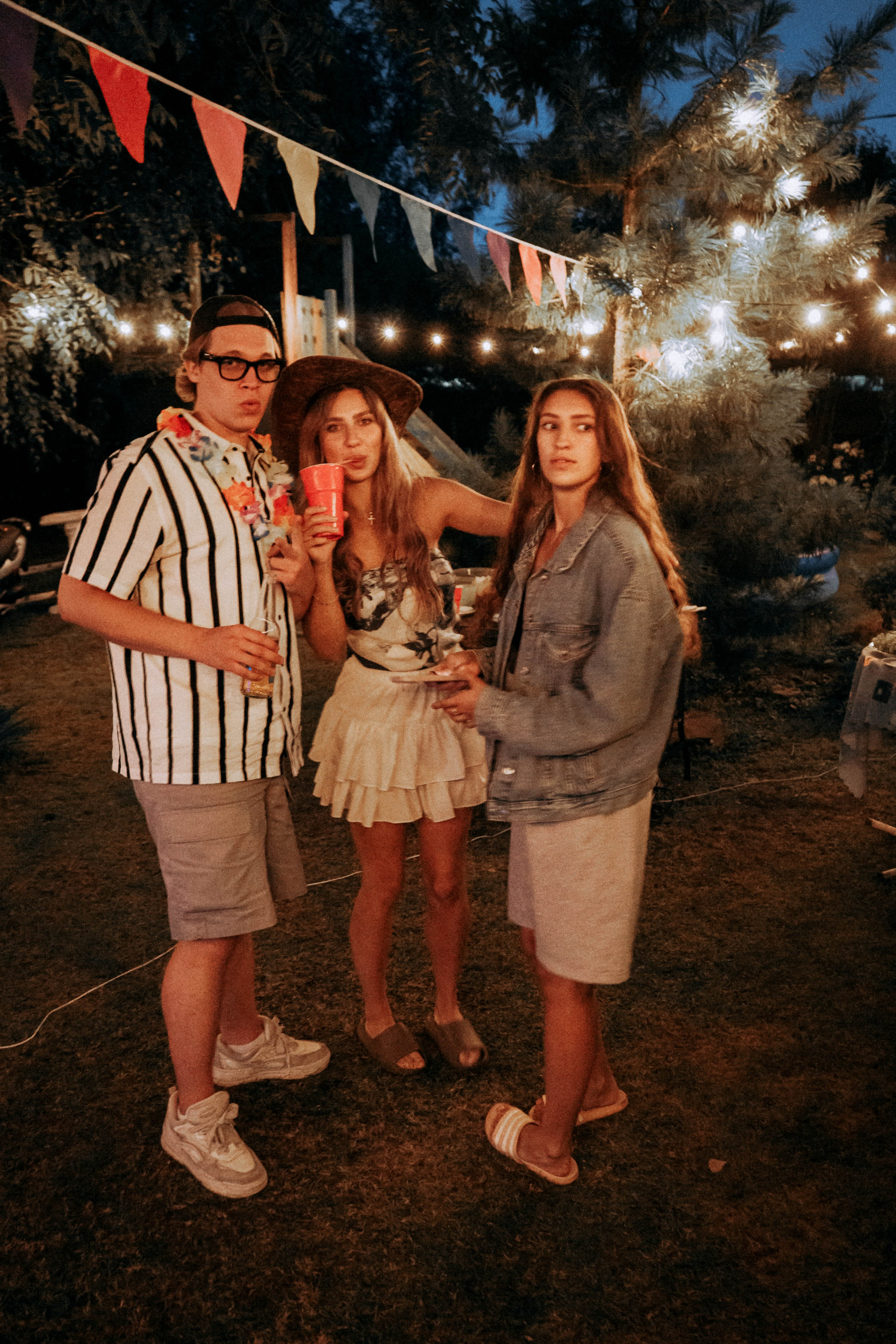 Гавайская вечеринка. Кир Анисин. Режиссер & фотограф