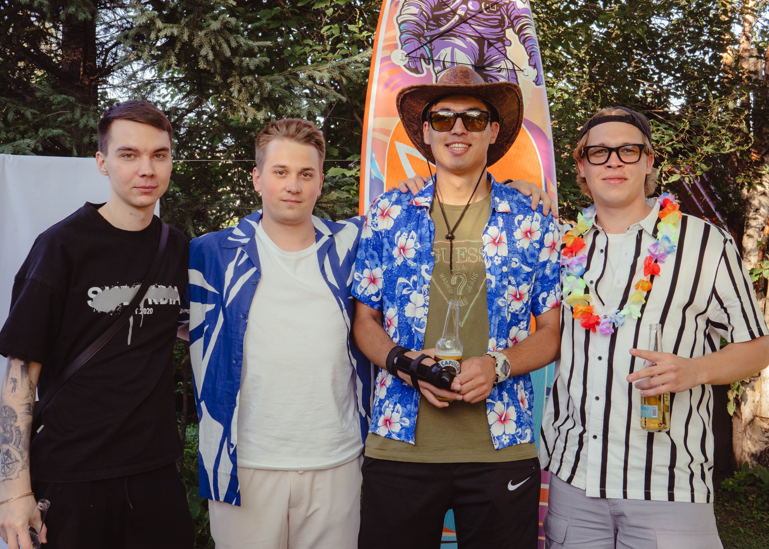 Гавайская вечеринка. Кир Анисин. Режиссер & фотограф