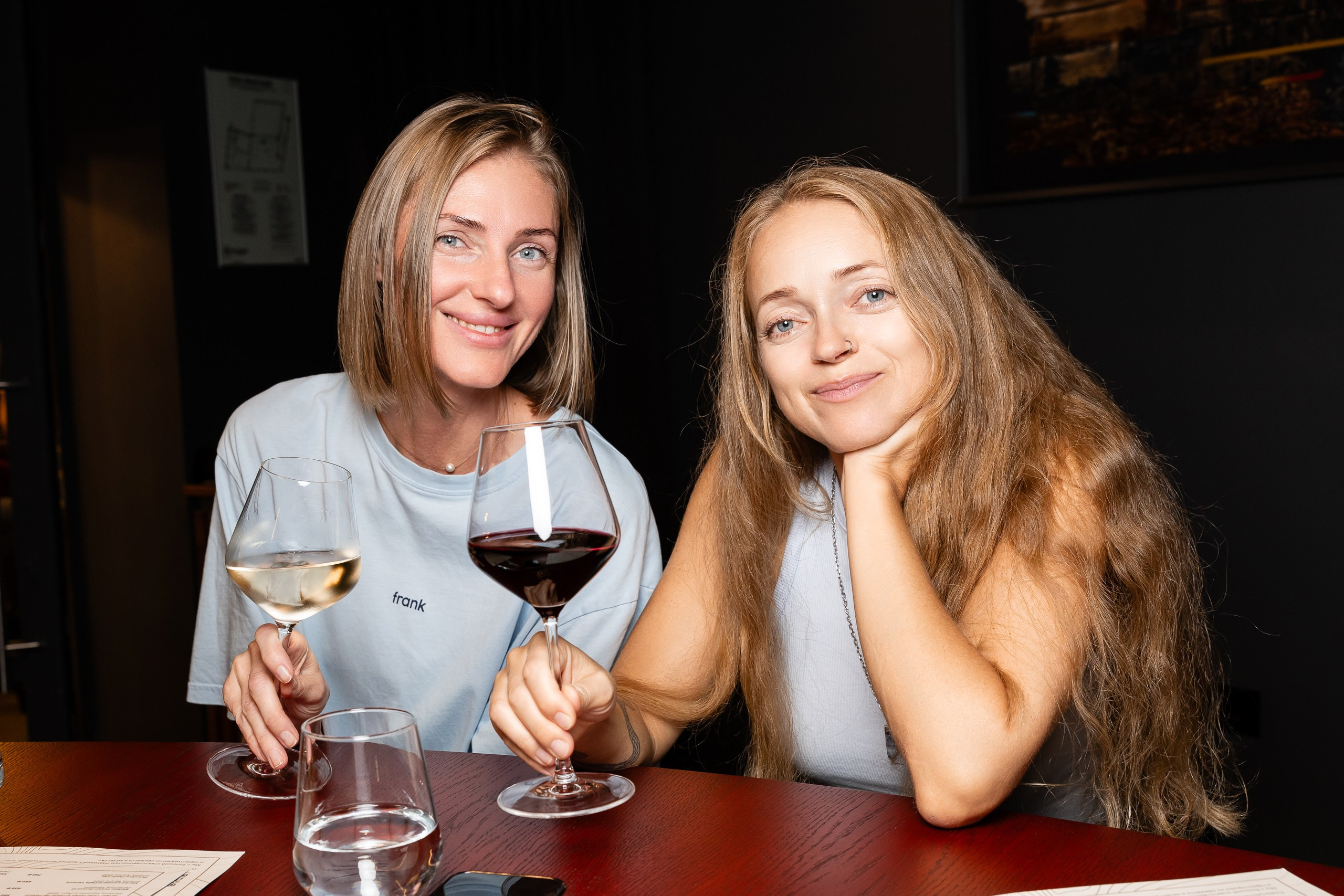 Выставка работ Дениса Шевчука в ресторане Attolini. Фотограф в Санкт-Петербурге — Сергей Петров