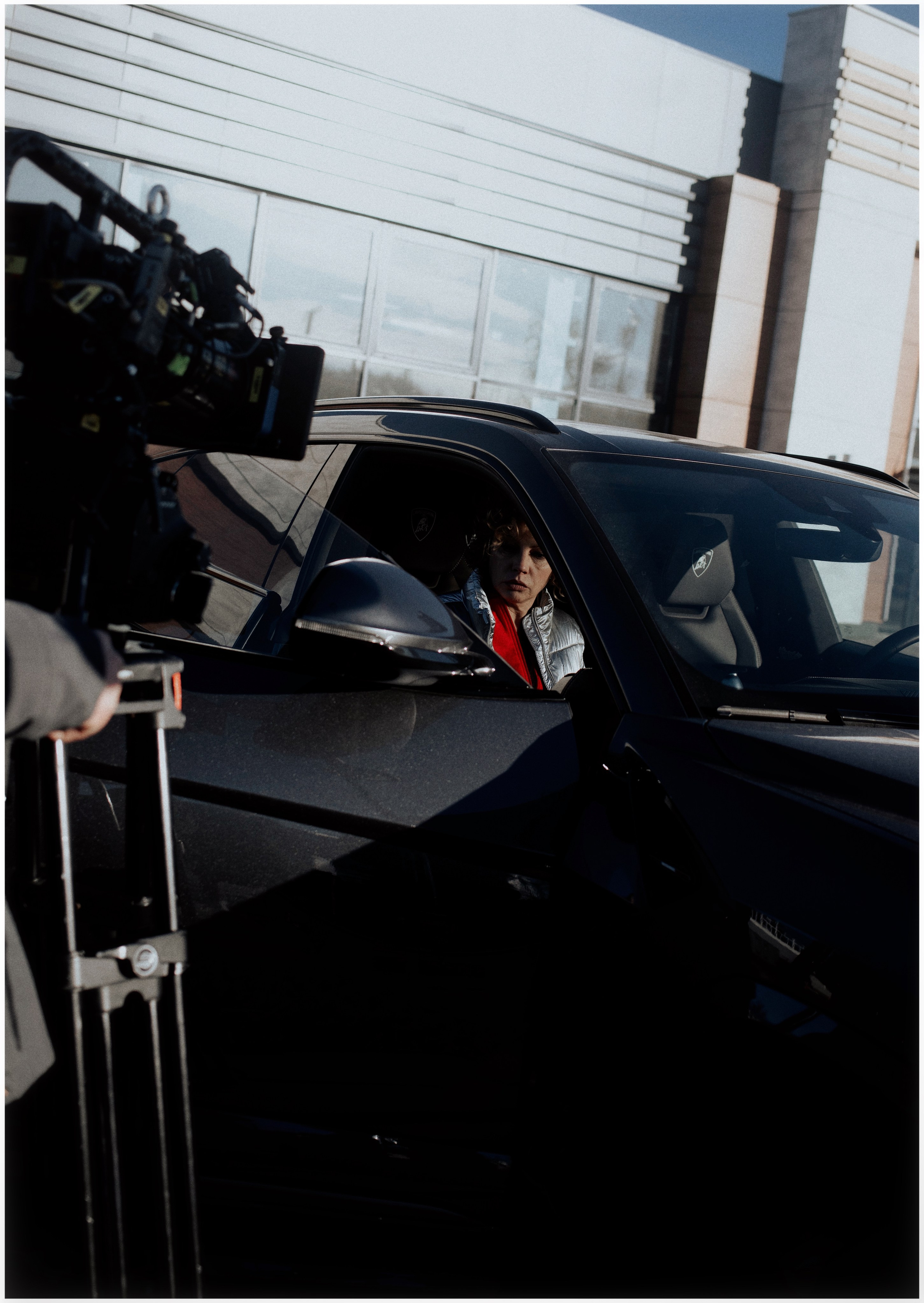 Behind the scenes. Portrait and backstage photographer Nina Crane