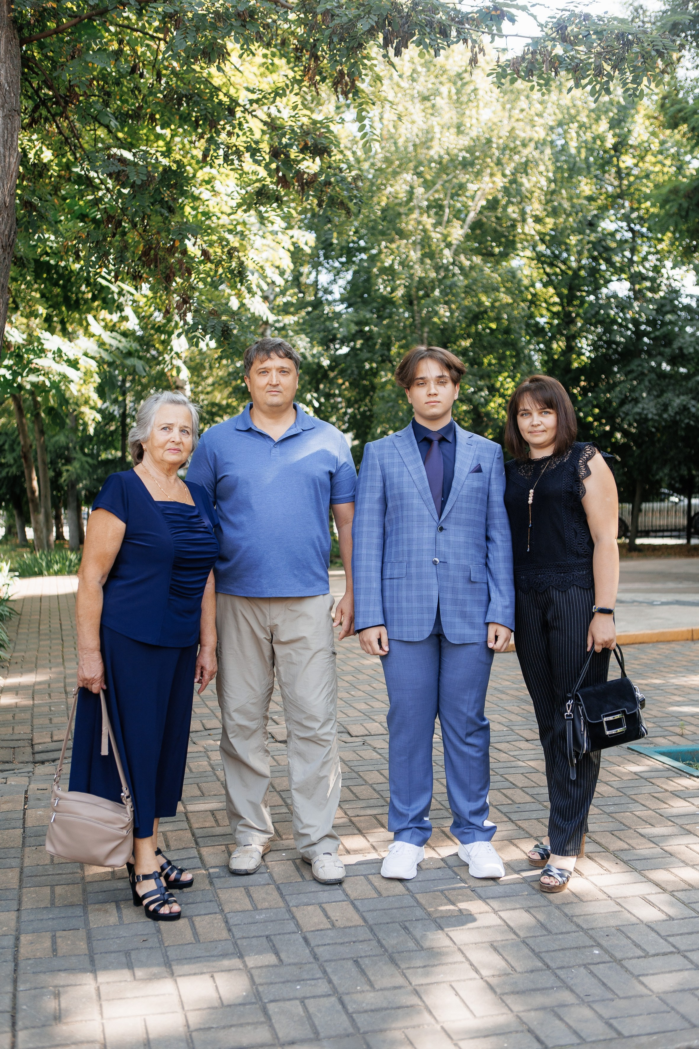 Выпускной Гимназия 12 2024 г. Свадебный и портретный Фотограф в Липецке Дмитрий Котюков