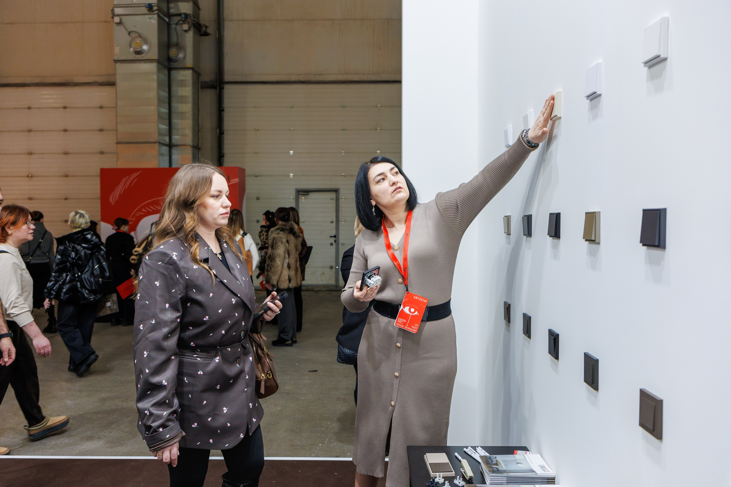 Фотосессия стенда в рамках выставки. Фотограф в Москве Дмитрий Емельянов