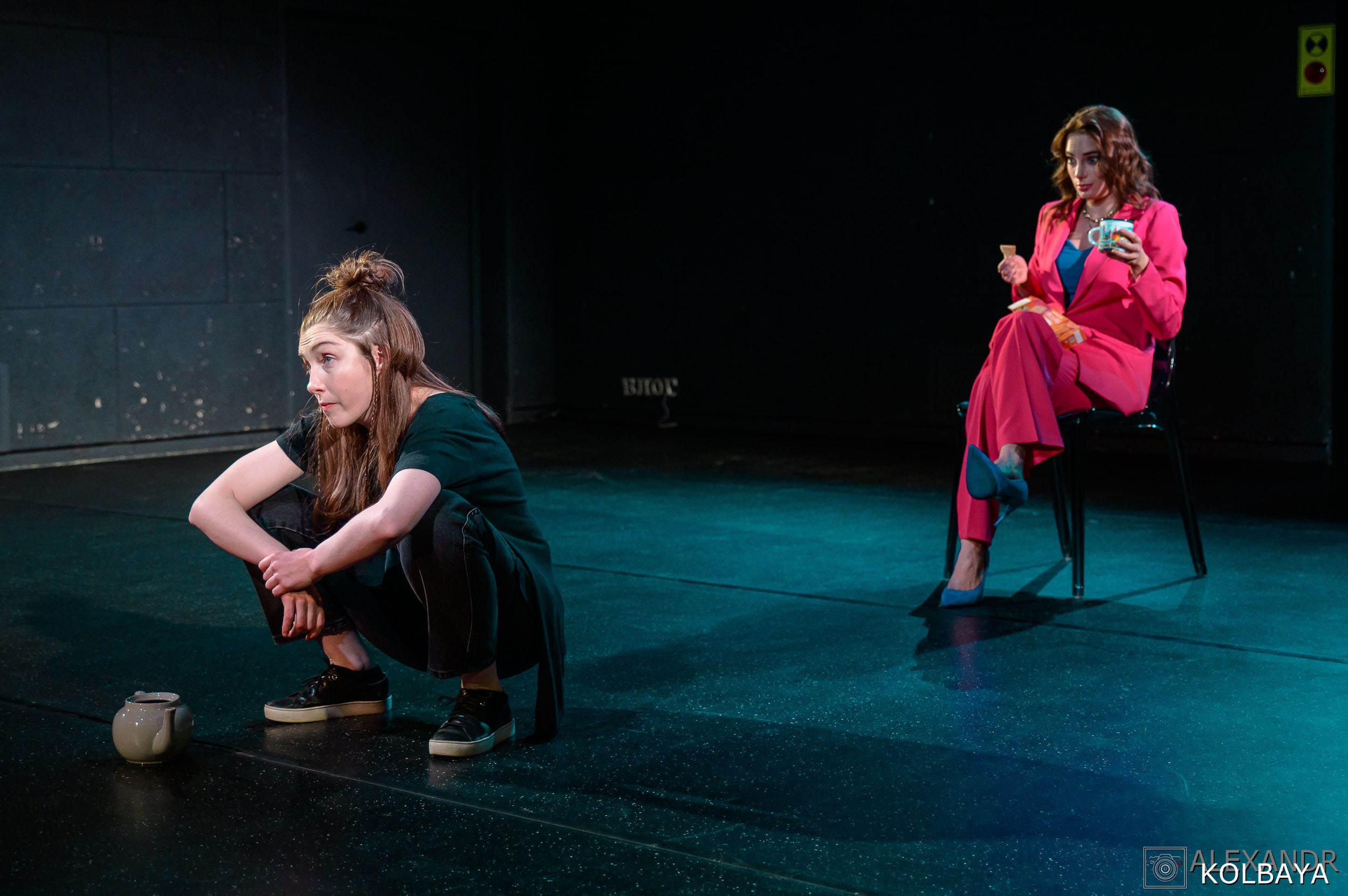 Спектакль «Мама, я блогер». Концертный и театральный репортажный фотограф в Москве Александр Колбая