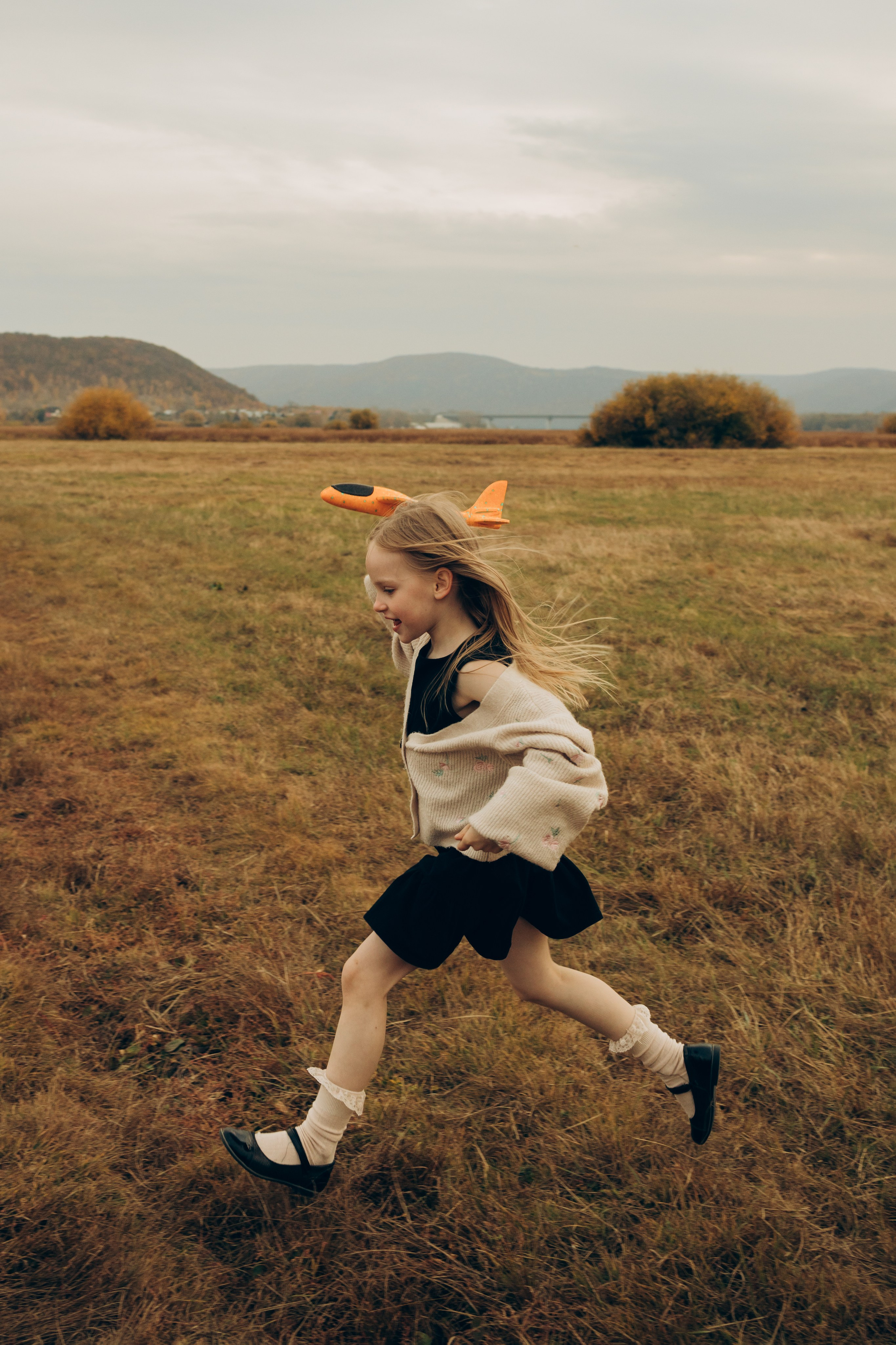 Оксана и София