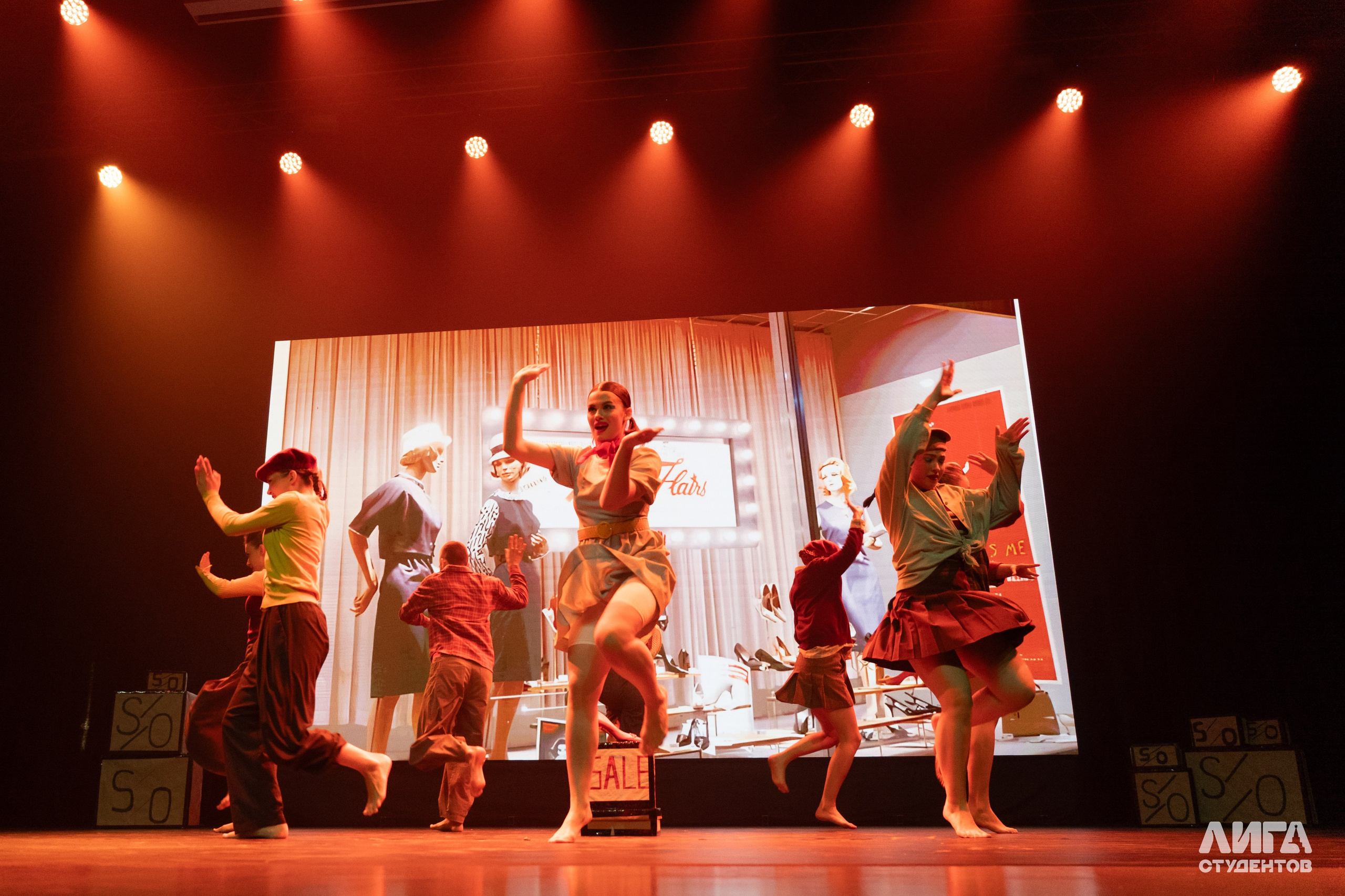 Российская Студенческая Весна 2025. Портретный фотограф в Казани Радомир Заздравных