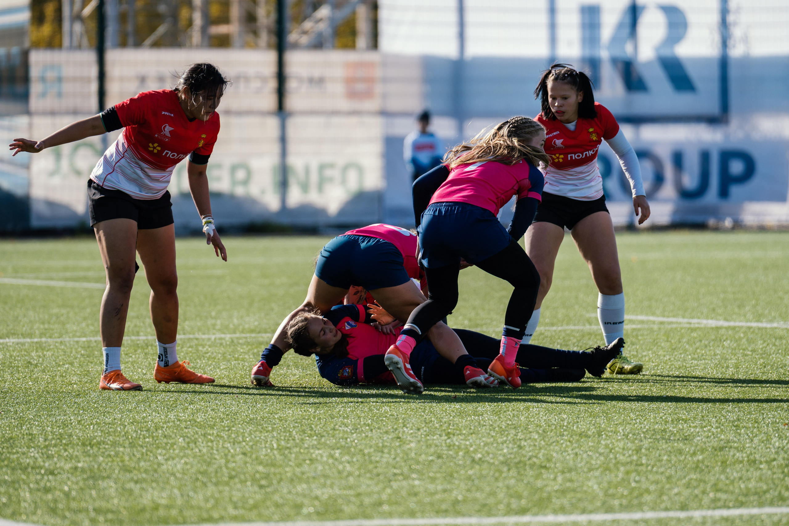 Магнит кубок России по женскому регби-7. Портретный фотограф в Казани Радомир Заздравных