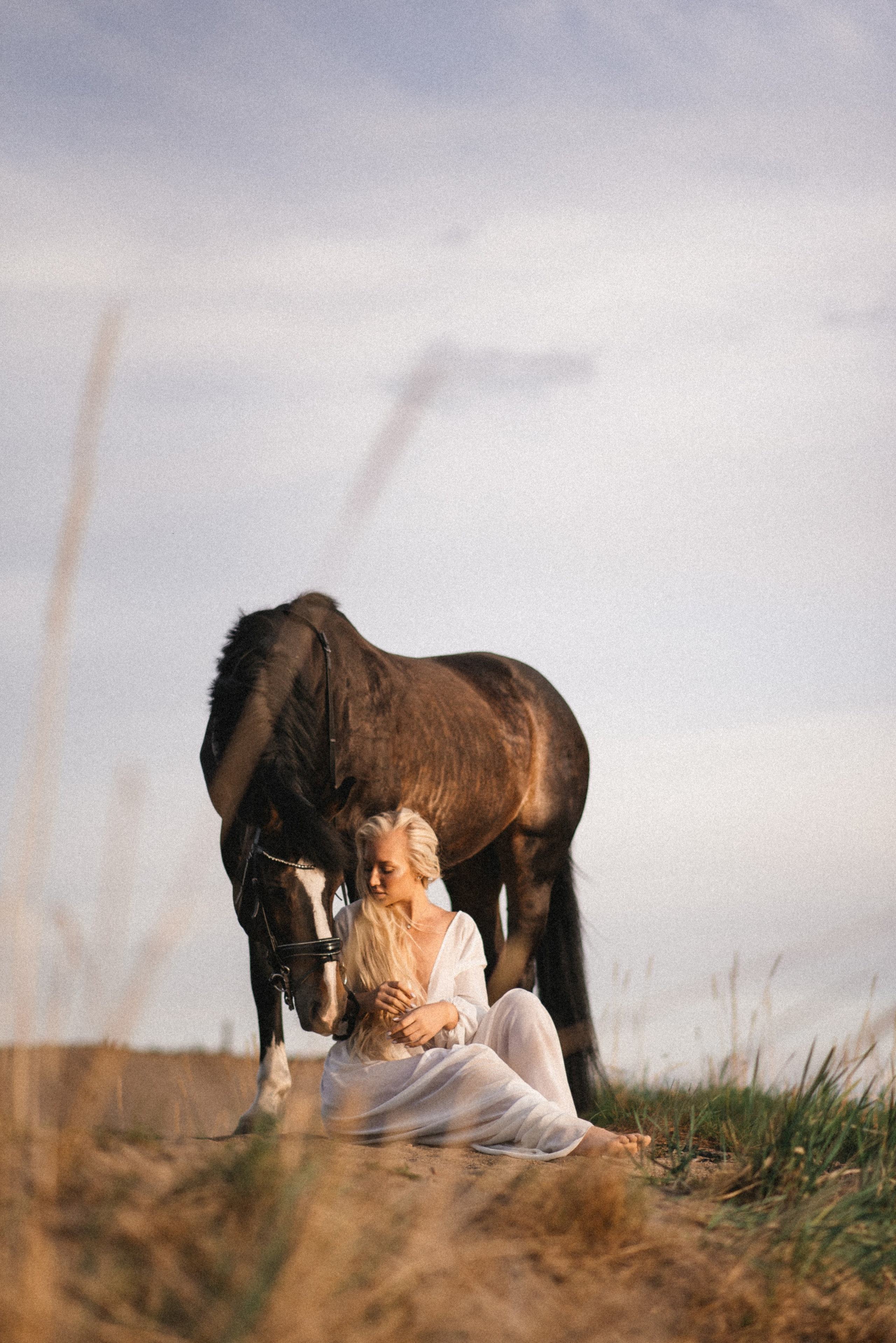 Валерия. Атмосферная фотосессия с лошадью. Фотограф в Мурманске Екатерина Рудак
