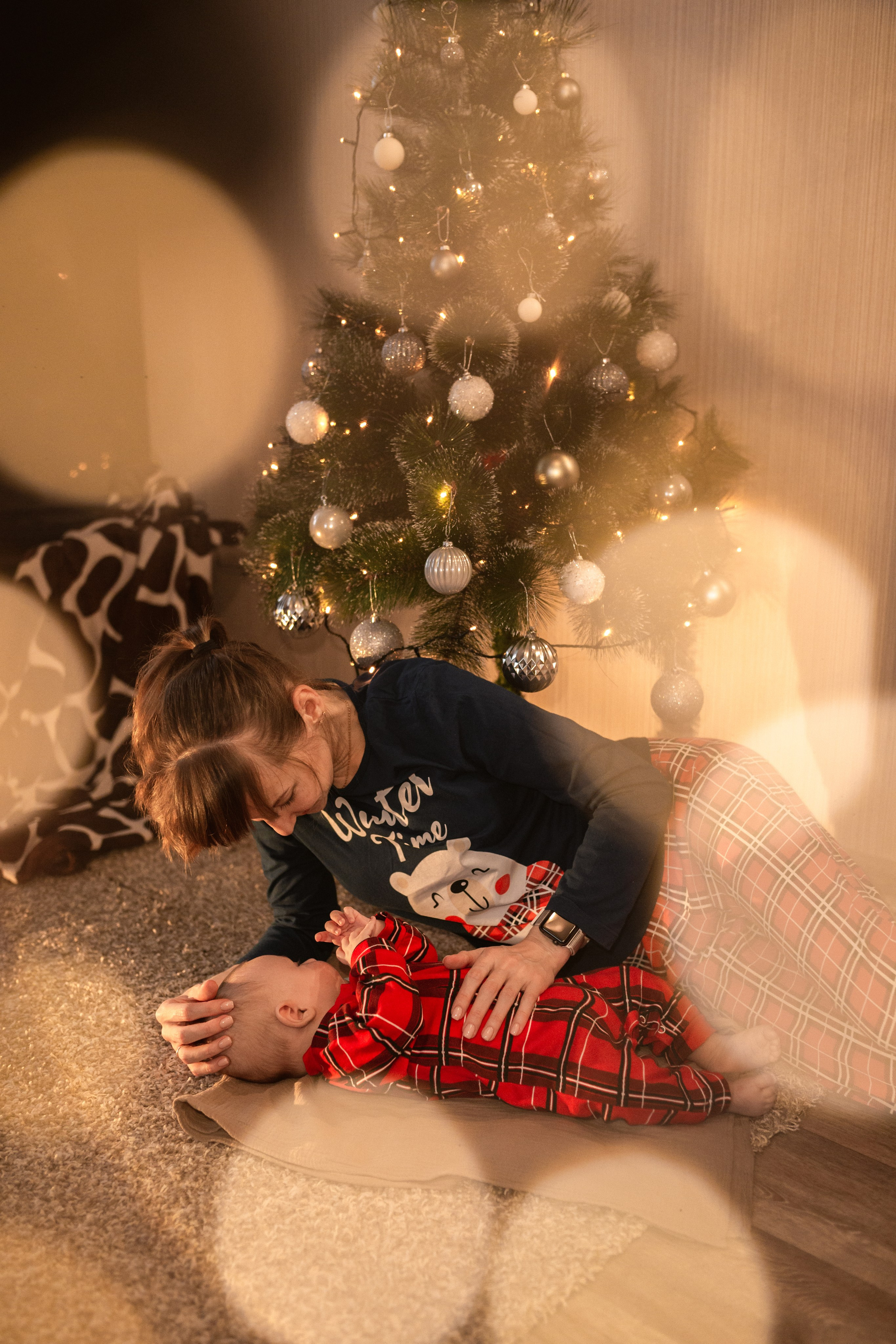 #фотографтольятти #фотографтлт #семейнаяфотосессия #домашняяфотосессиятольятти #мамытольятти #тлт #тольятти #фотоистория #семейныетрадиции #новогодняяфотосессиятольятти #фотограф