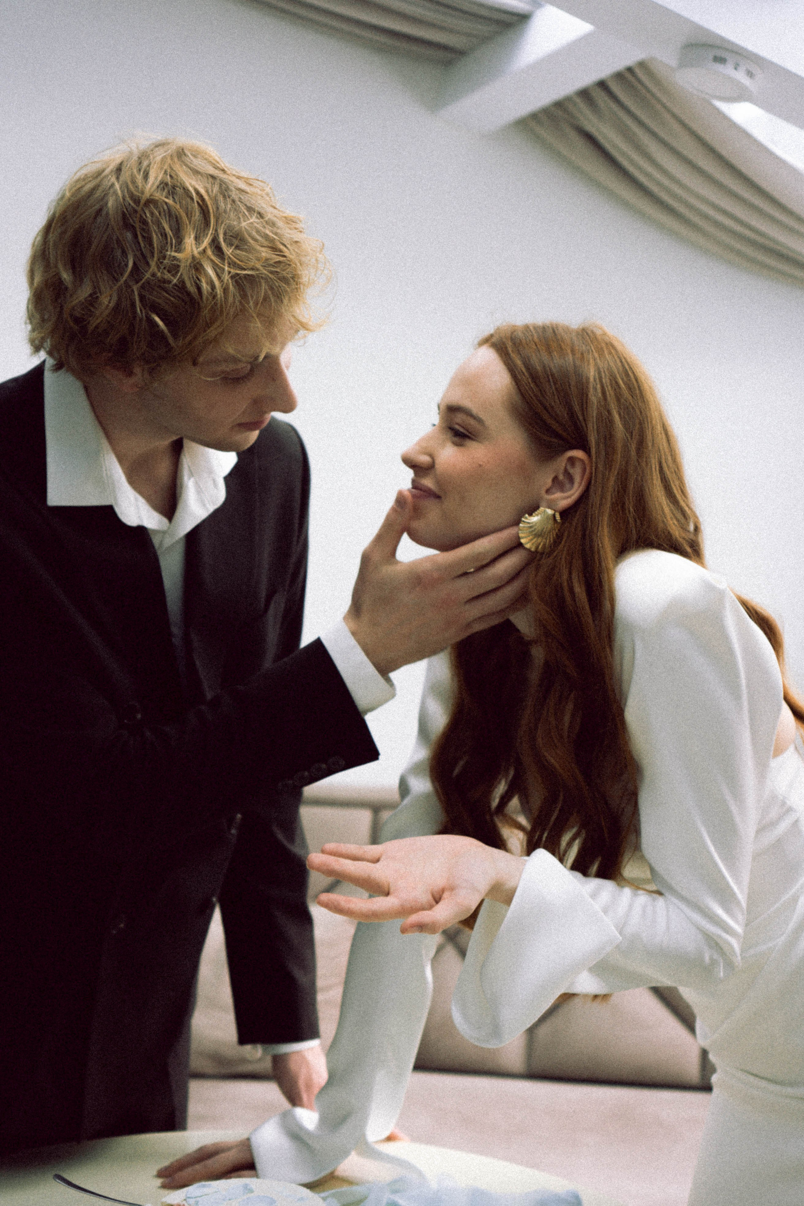 СВАДЕБНАЯ СЬЕМКА В ОТЕЛЕ. СБОРЫ ЖЕНИХА И НЕВЕСТЫ И ТАКЖЕ ТОР И ПОДГОТОВКА К ПРОГУЛКЕ. Профессиональный фотограф, Санкт-Петербург — Виктория Богомолова