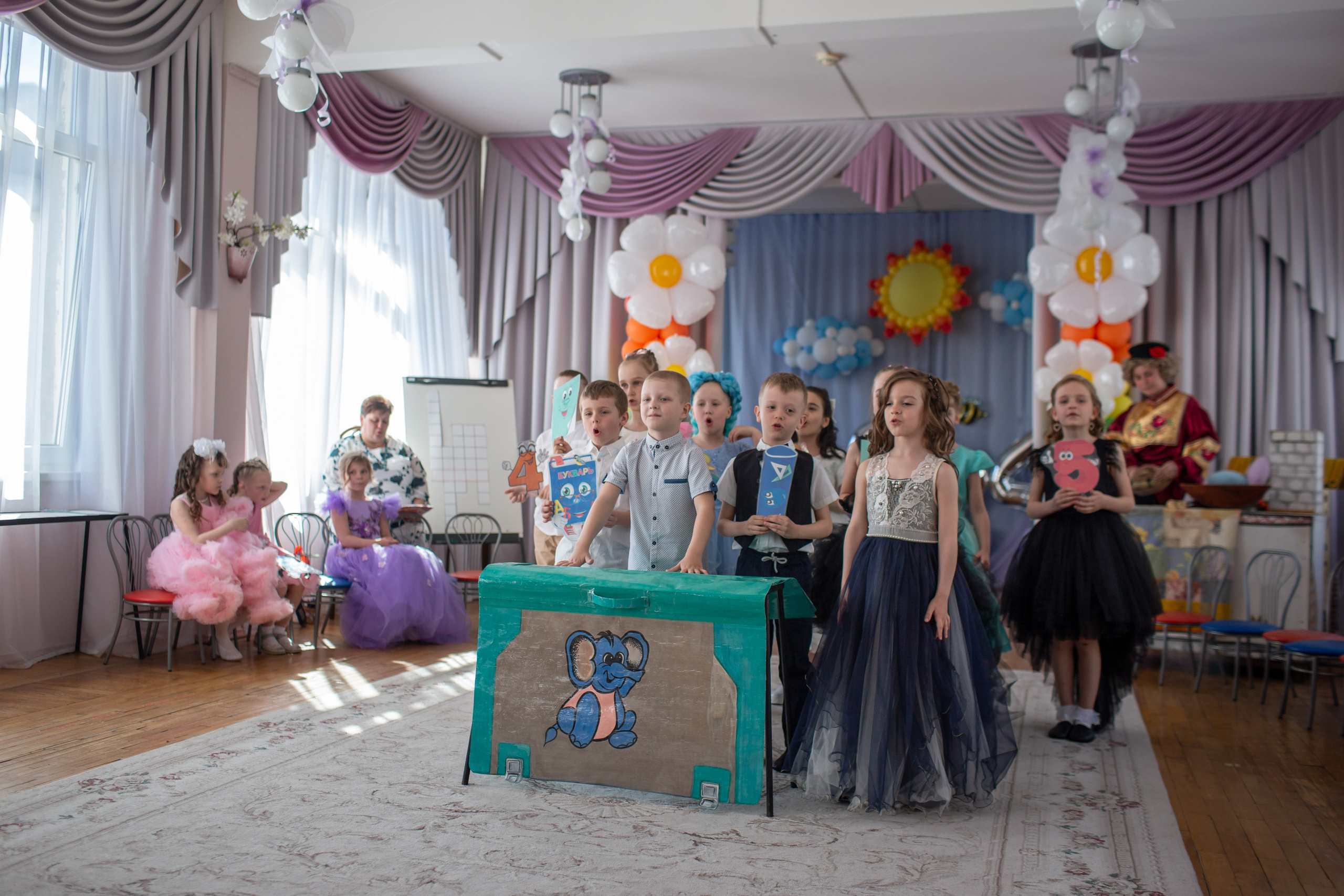 Выпускной ДС Колпино_2024 год. Семейный фотограф в Санкт-Петербурге