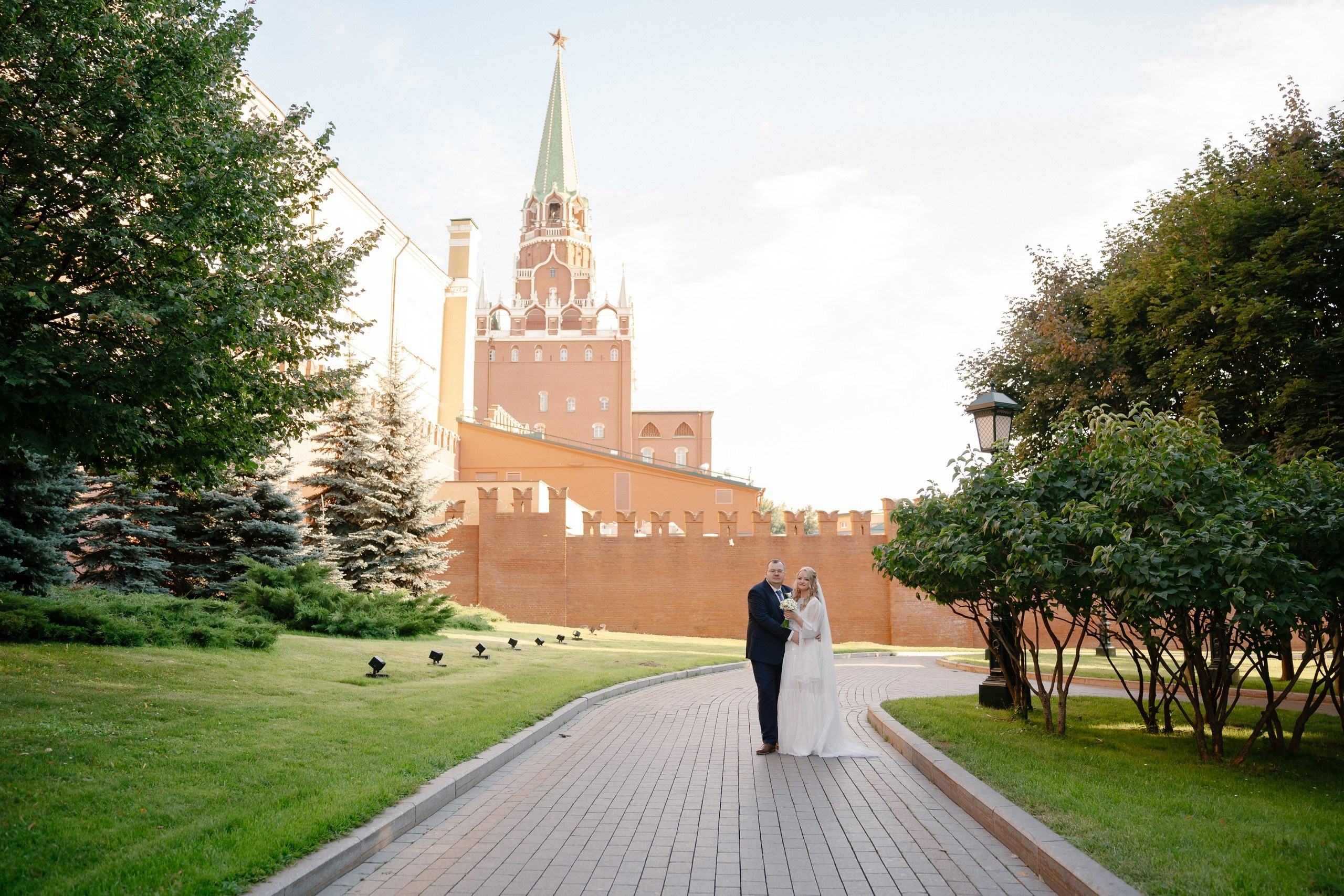 Свадебная фотосъемка в гостинице Националь в самом сердце столицы (часть 2)