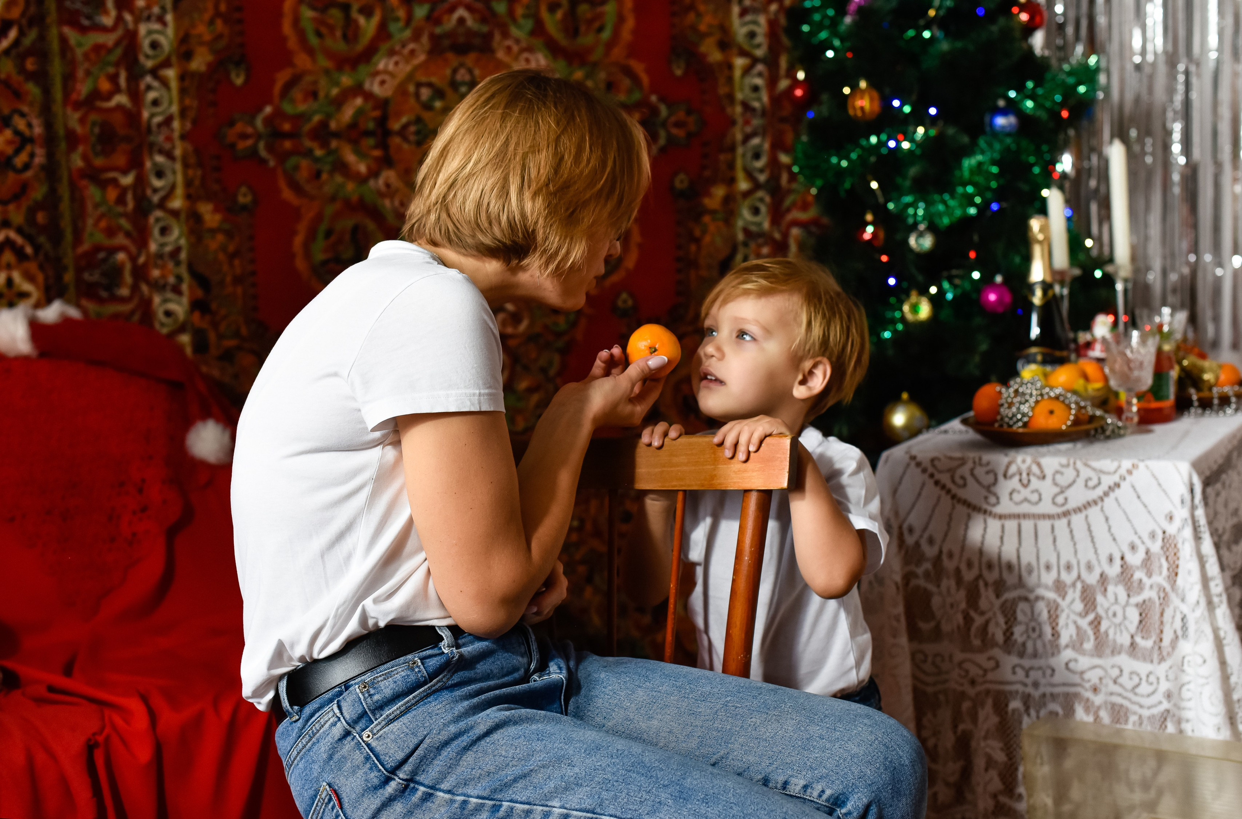 Новогодняя