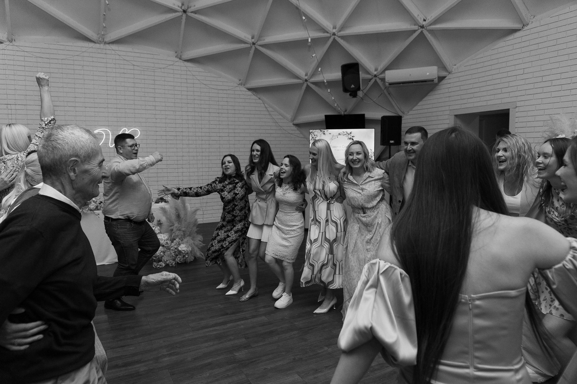 «От сборов до торта». Сергей Гладков свадебный фотограф в Москве