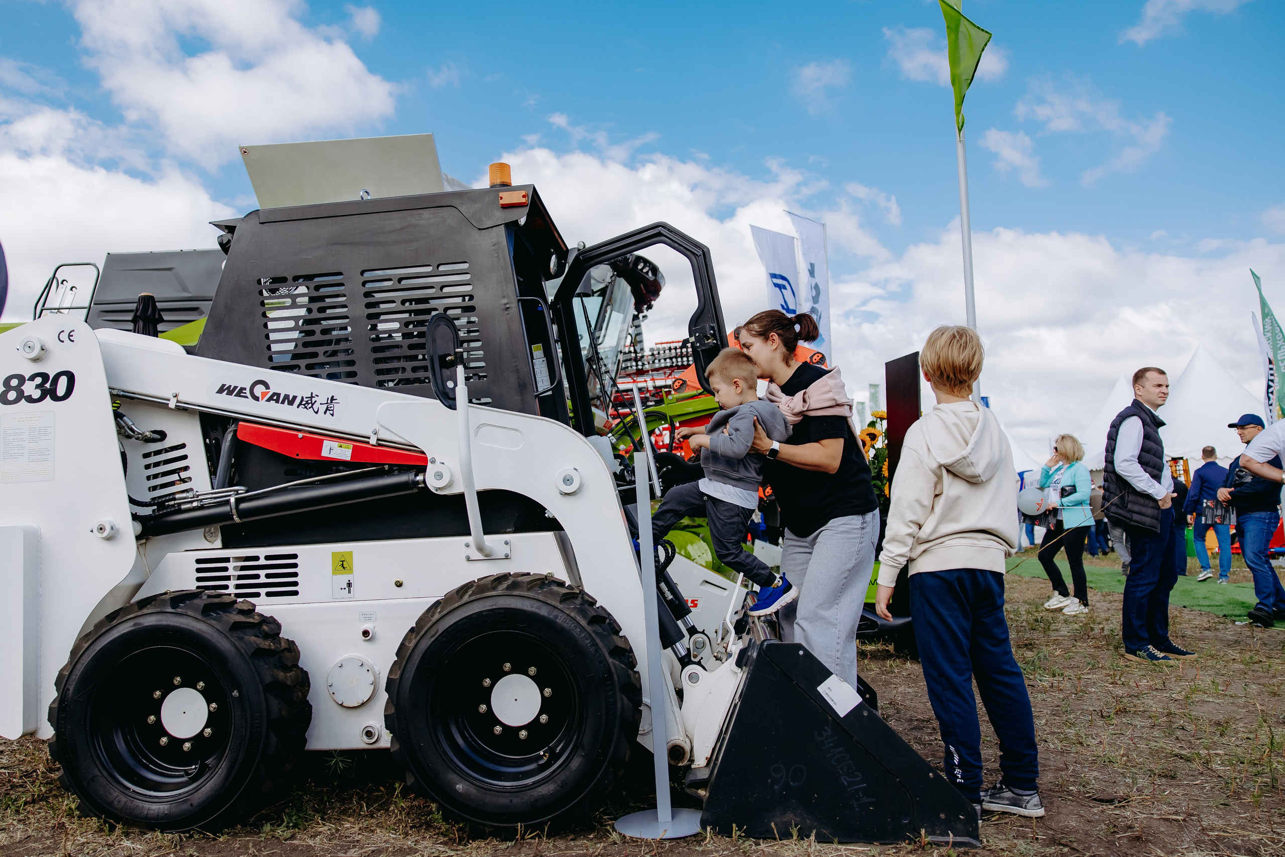 Мировая Техника — День поля. Фотограф в Саратове Александр Кухаренко. И не только в Саратове :)