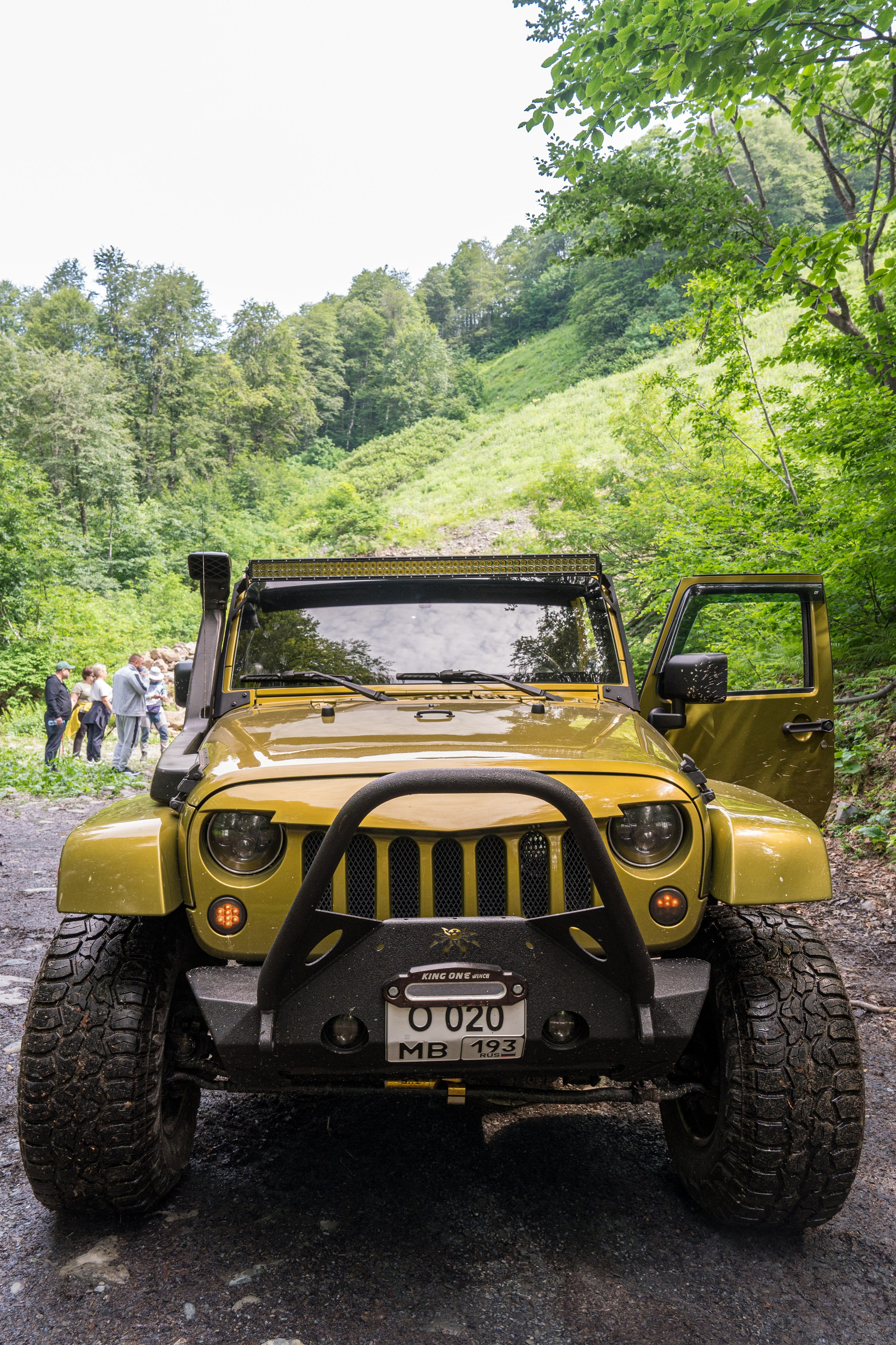 MICE мероприятие для компании «Доставка морем»: хайкинг к Ачипсинским водопадам. Репортажный фотограф в Красной Поляне и Сочи Павлюченко Екатерина