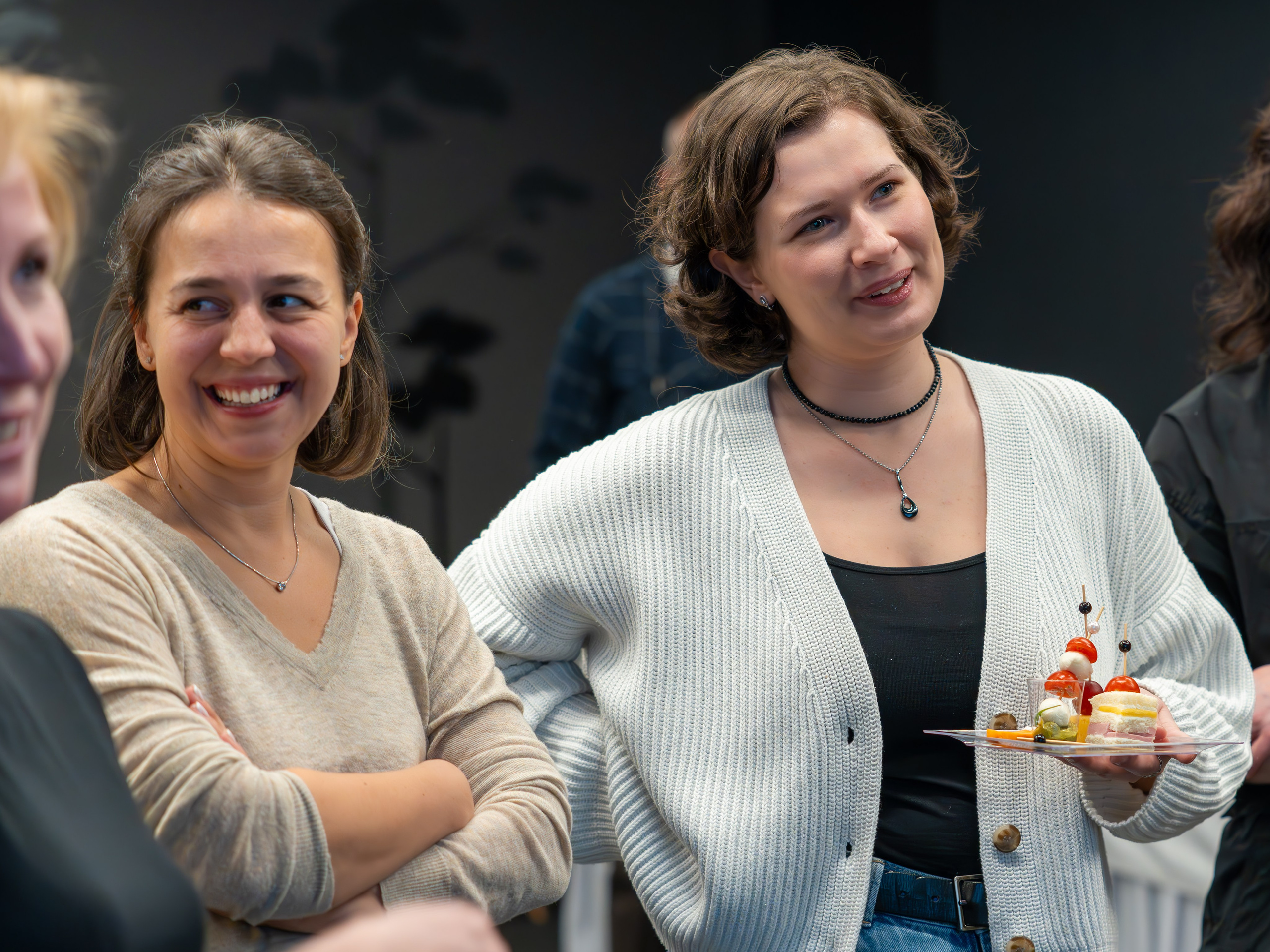 MICE мероприятие — мастер класс по акварели. Репортажный фотограф в Красной Поляне и Сочи Павлюченко Екатерина