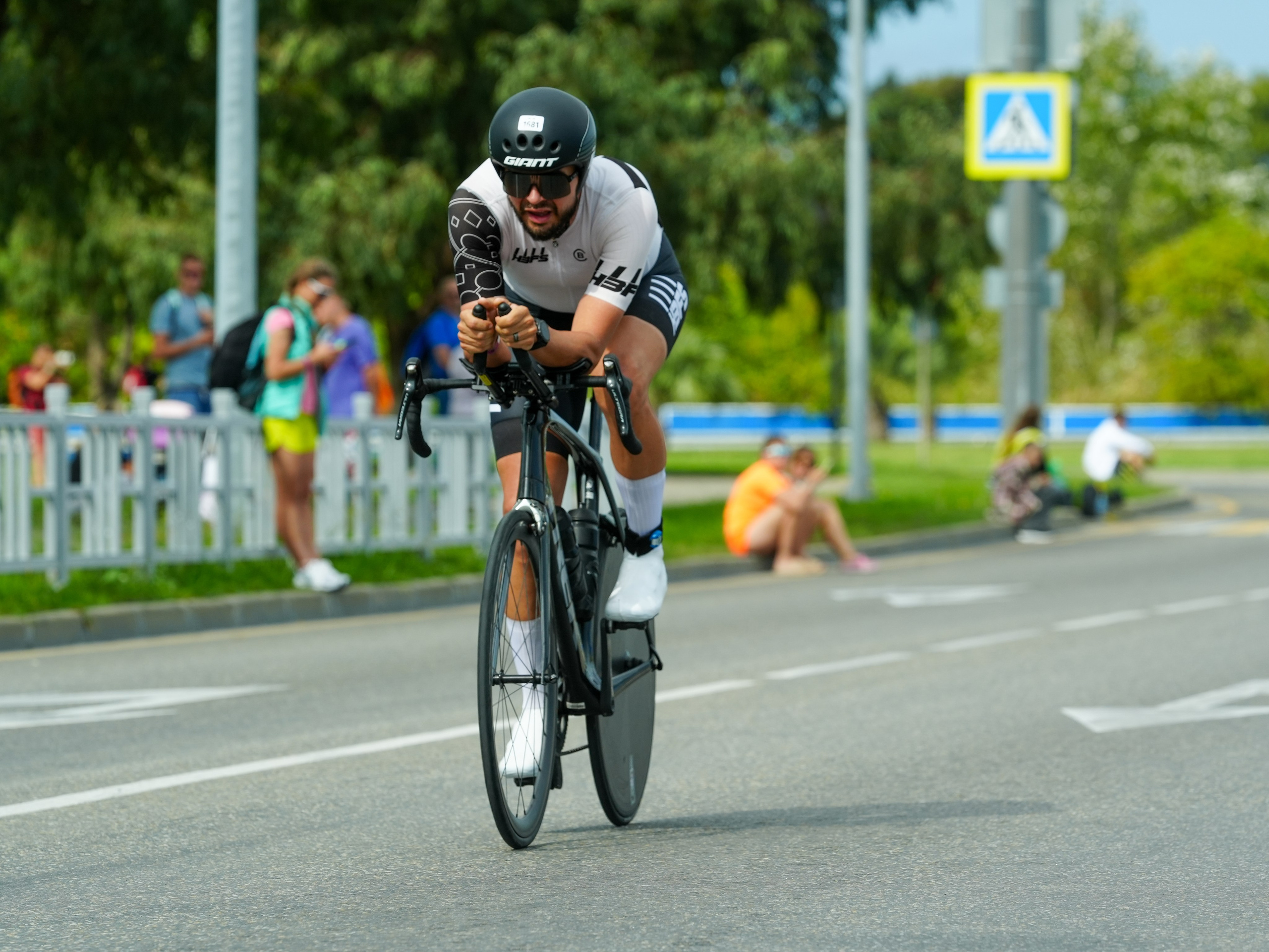 Фотоотчет партнерской интеграции для компании TELE2 на фестивале Ironstar. Репортажный фотограф в Красной Поляне и Сочи Павлюченко Екатерина