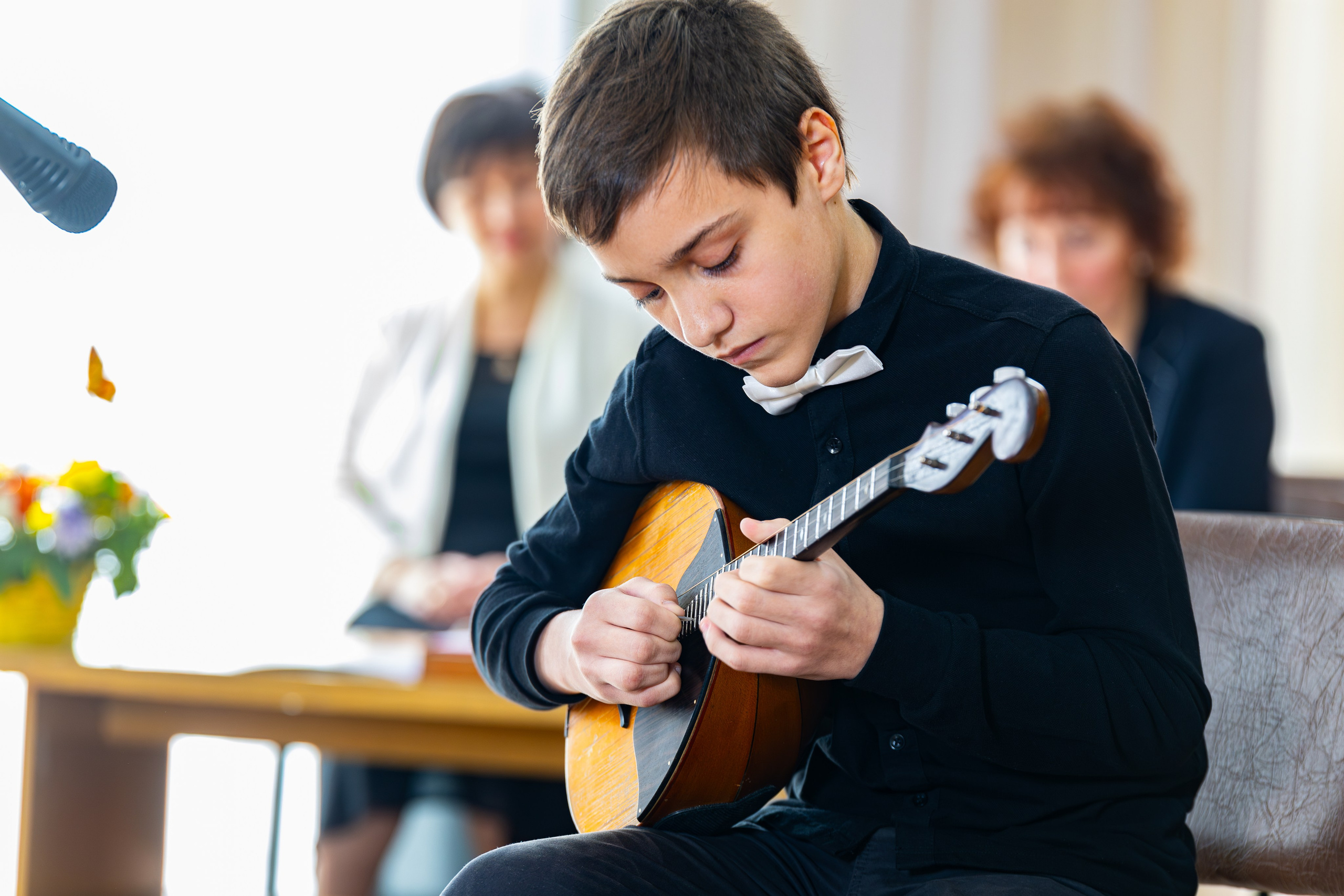 Выпускной музыкальная школа № 8. Фотограф Александр Поздняков  Новосибирск