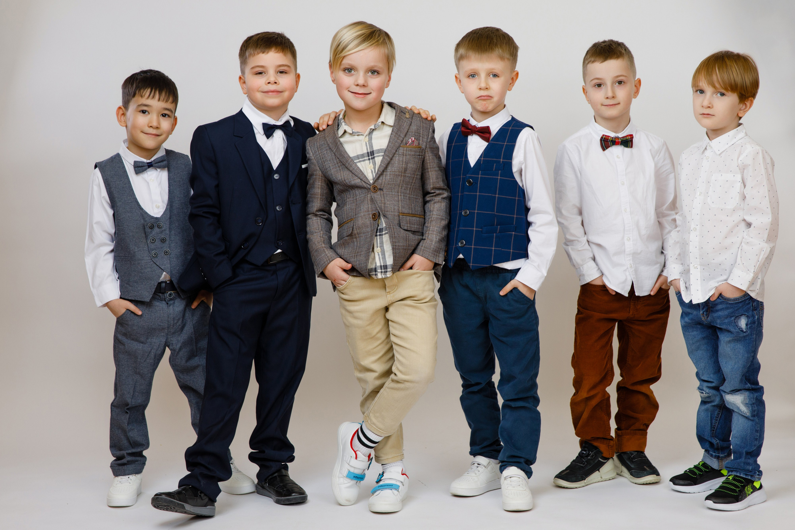 ГРУППОВЫЕ ФОТОГРАФИИ. Выпускные альбомы в Москве FOTOVMESTE