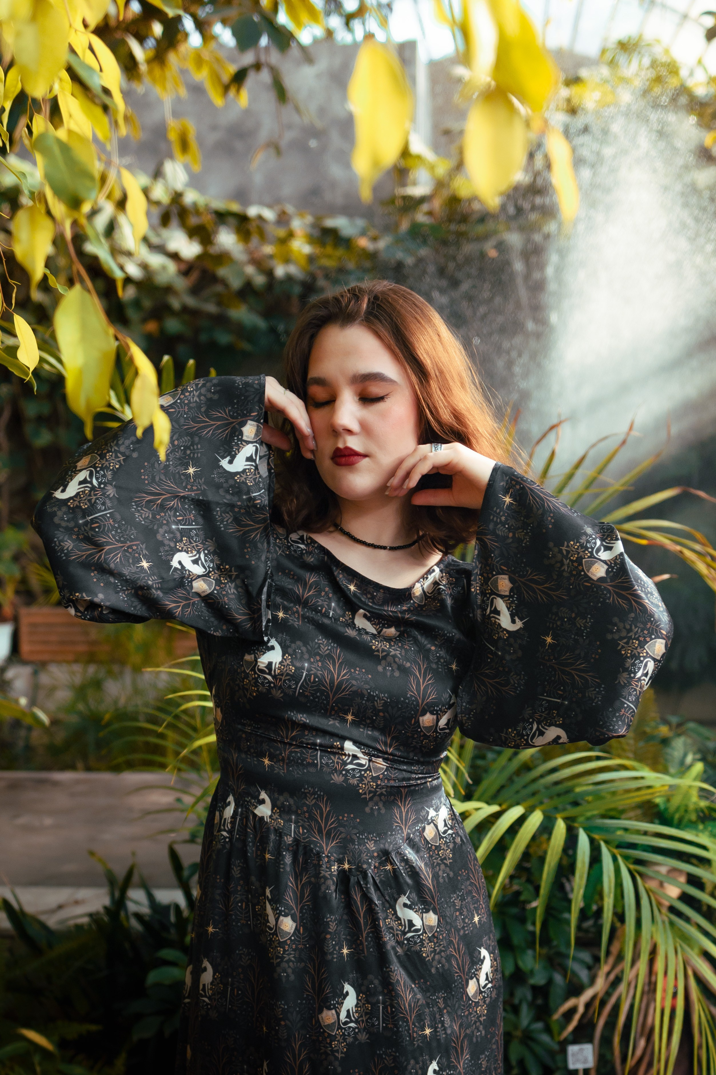 Съемка шёлковых платьев для PlantMyBones