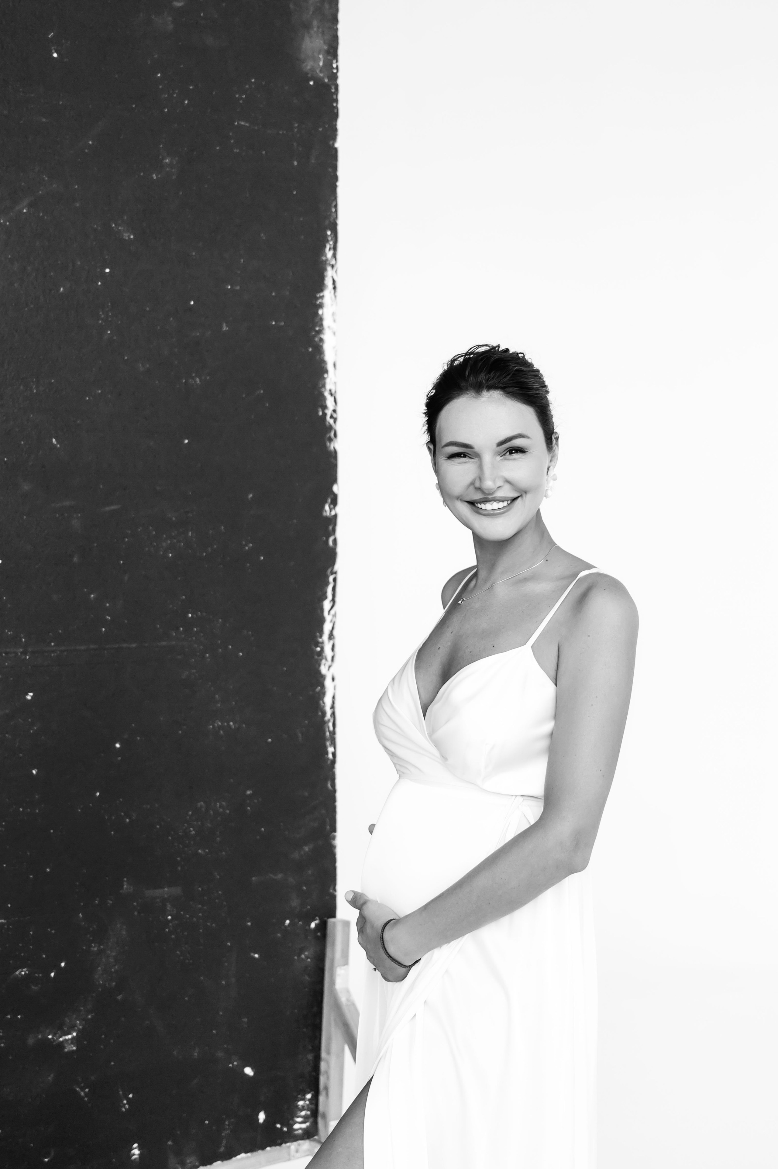 Профессиональный семейный и беременный фотограф в Санкт-Петербурге — Маргарита Иванова. Индивидуальные фотосессии под ключ: от образа до гот. Профессиональный фотограф беременности в СПБ. Стильные фотосессии беременности в стиле минимализм и классическая фотография