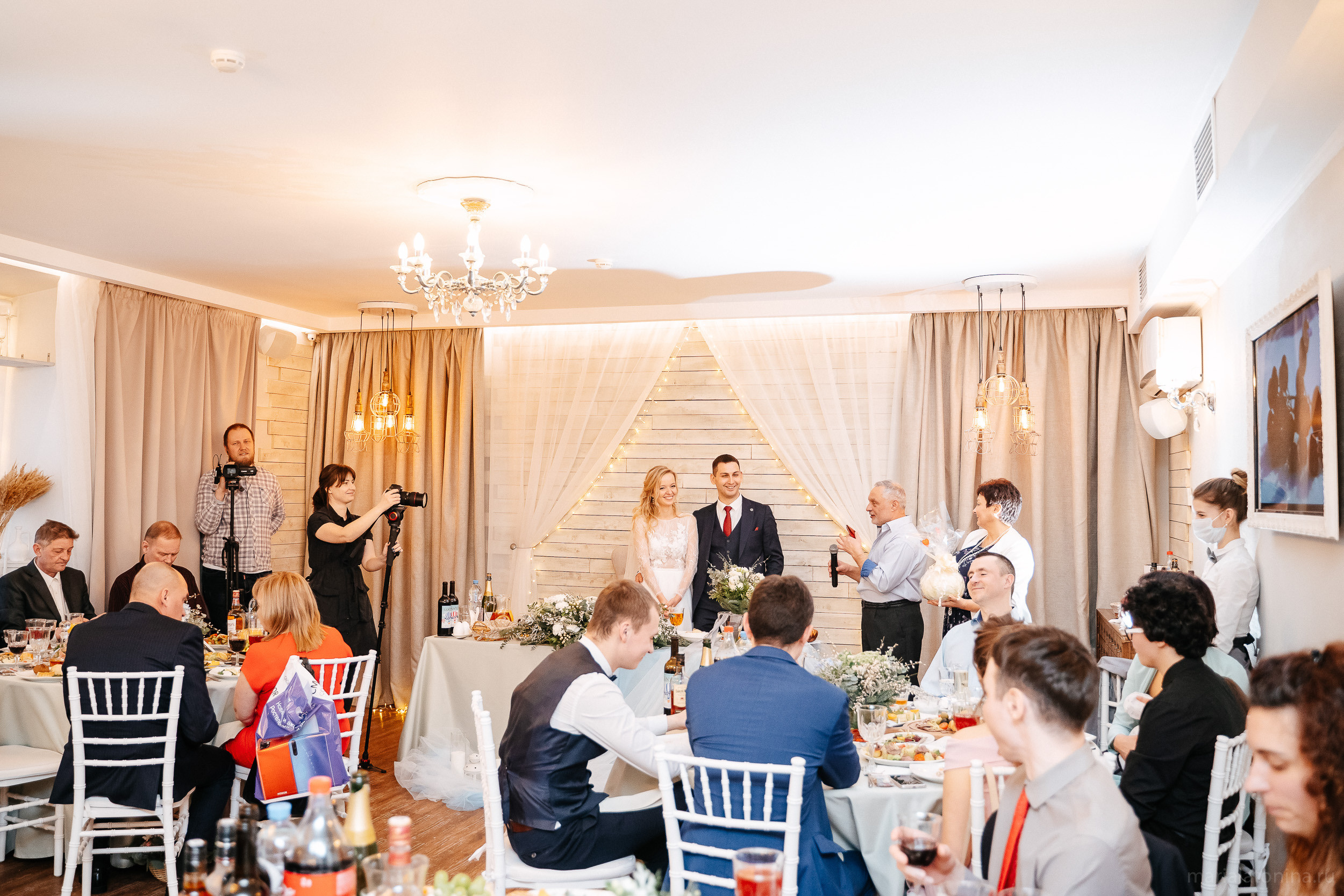 Свадьба зимой в Петербурге