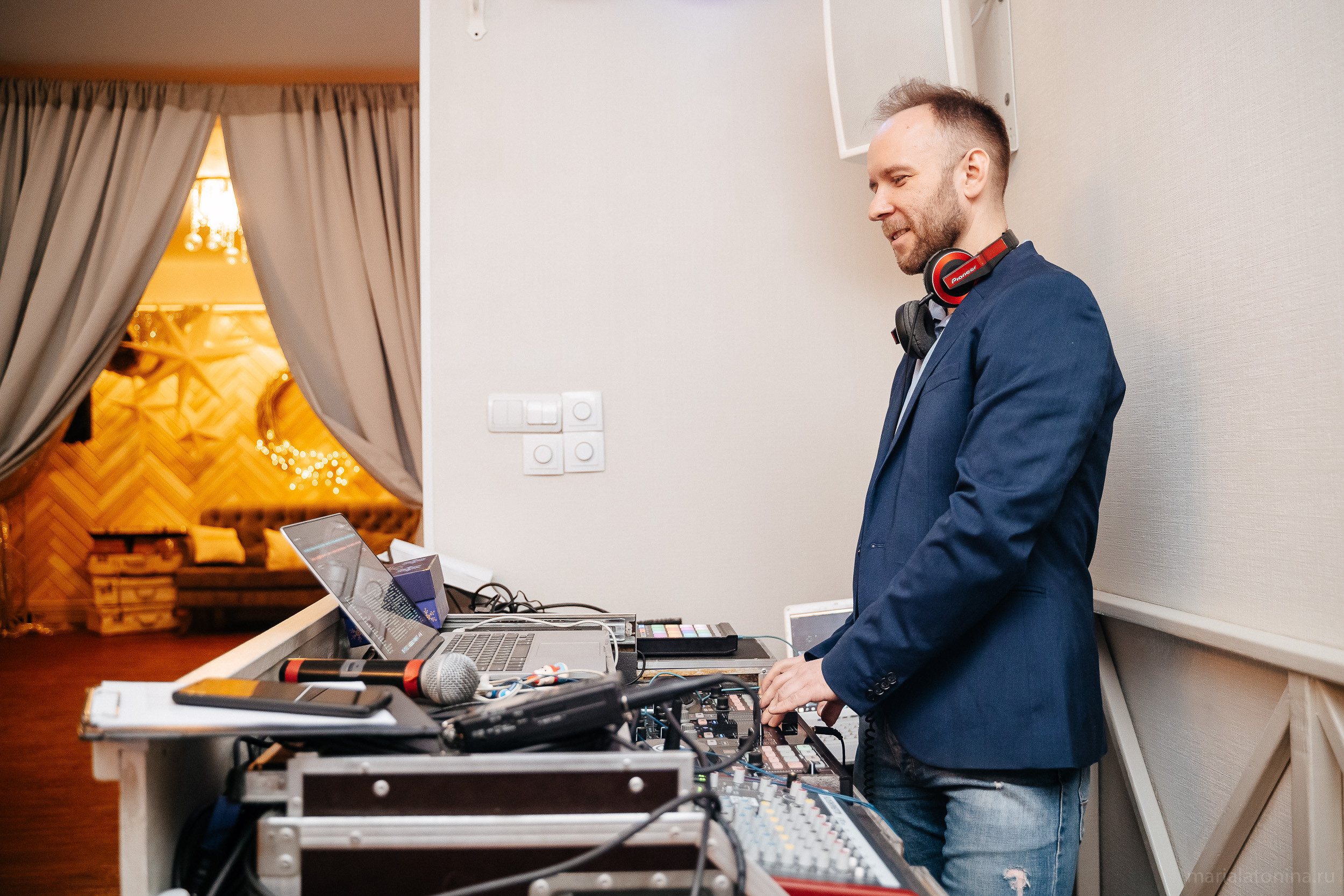 Свадьба зимой в Петербурге