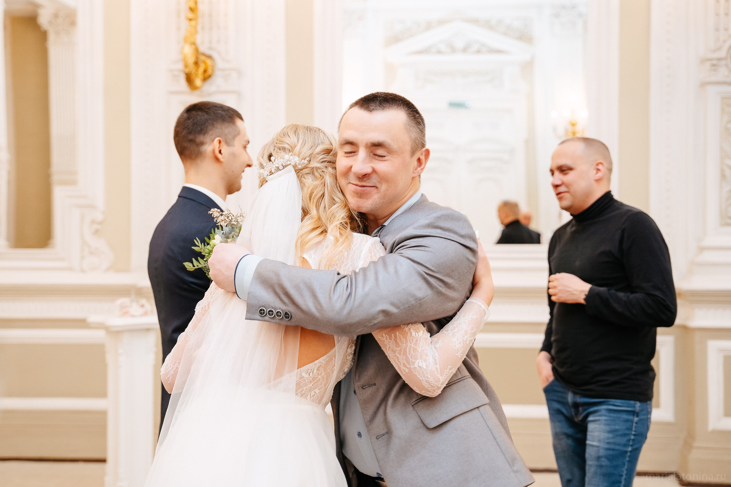 Свадьба зимой в Петербурге