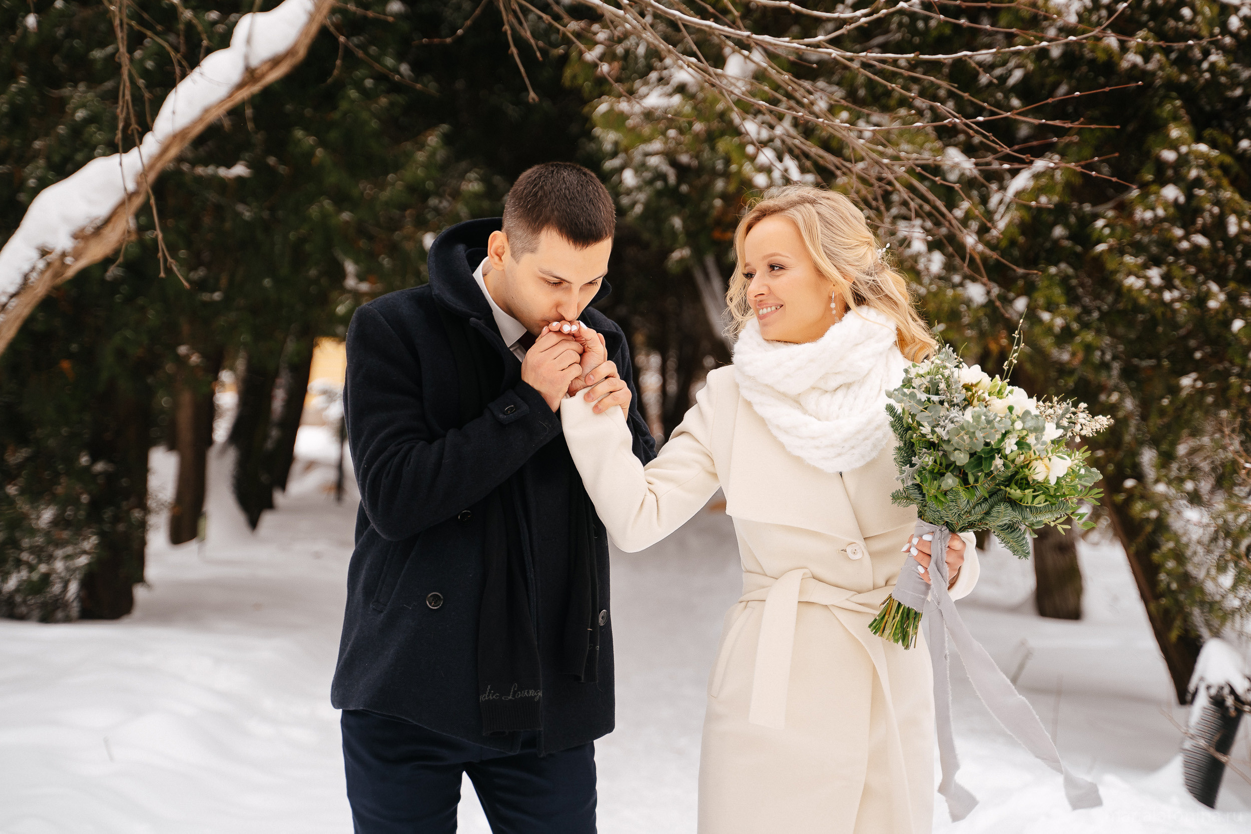 Свадьба зимой в Петербурге