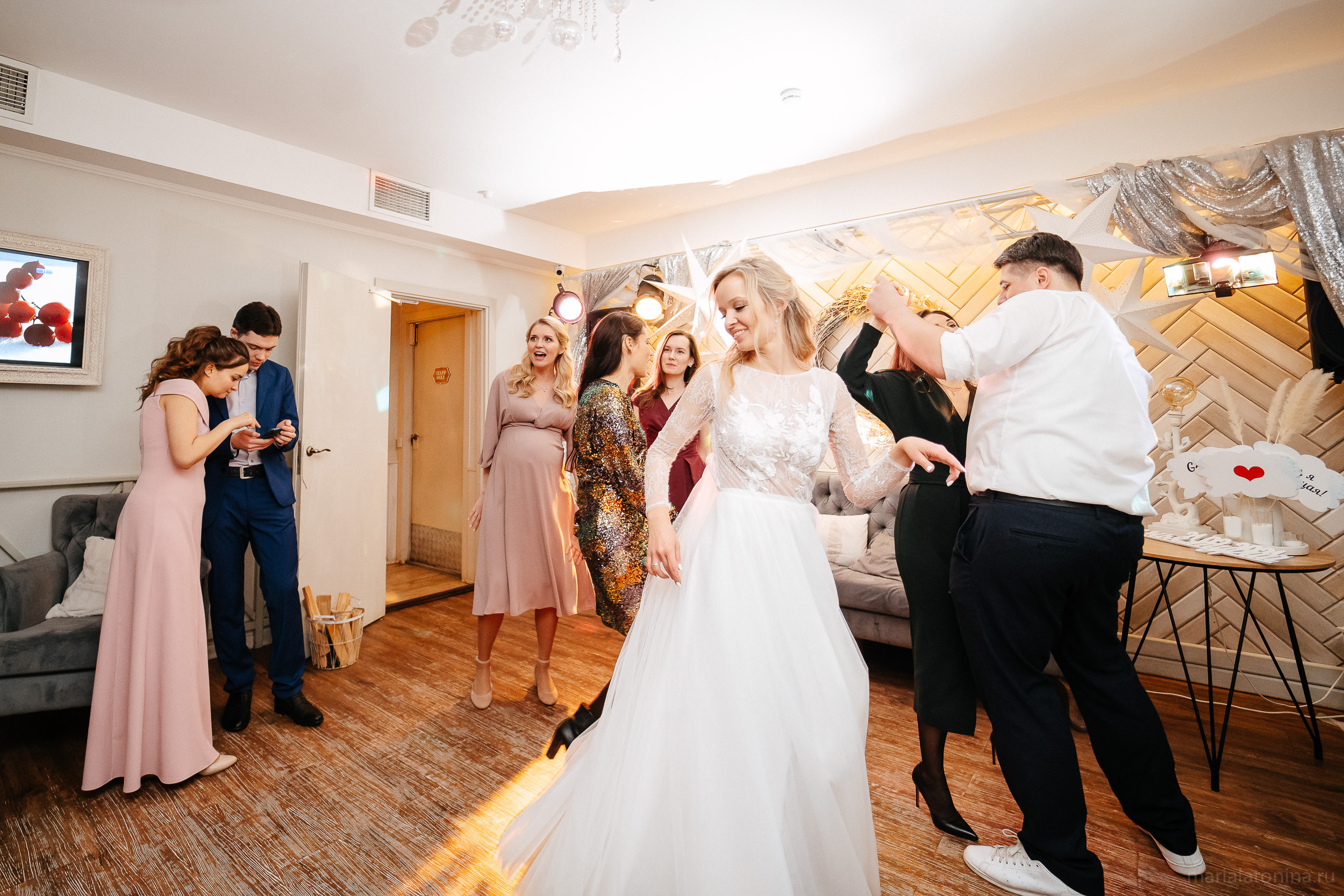 Свадьба зимой в Петербурге