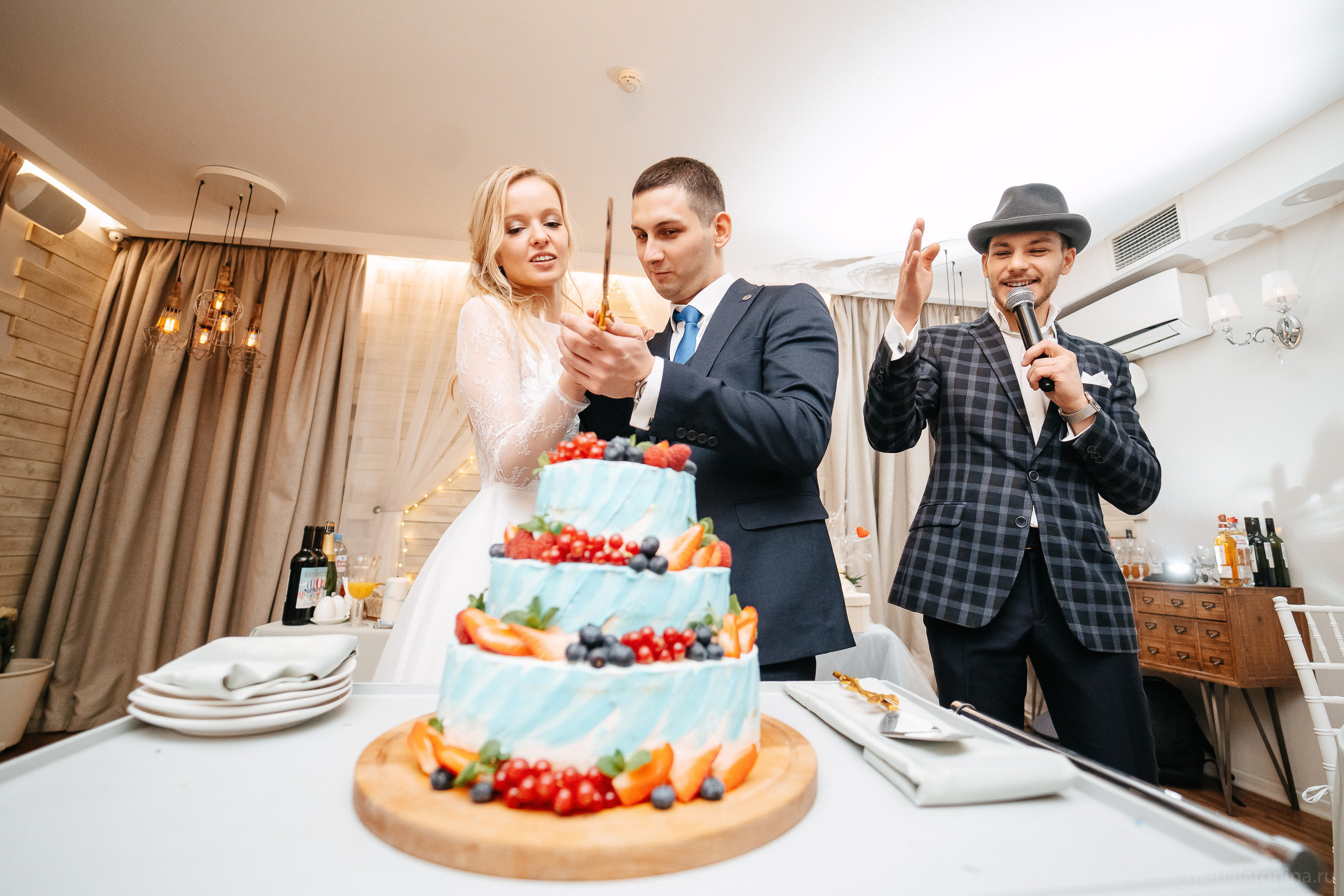 Свадьба зимой в Петербурге