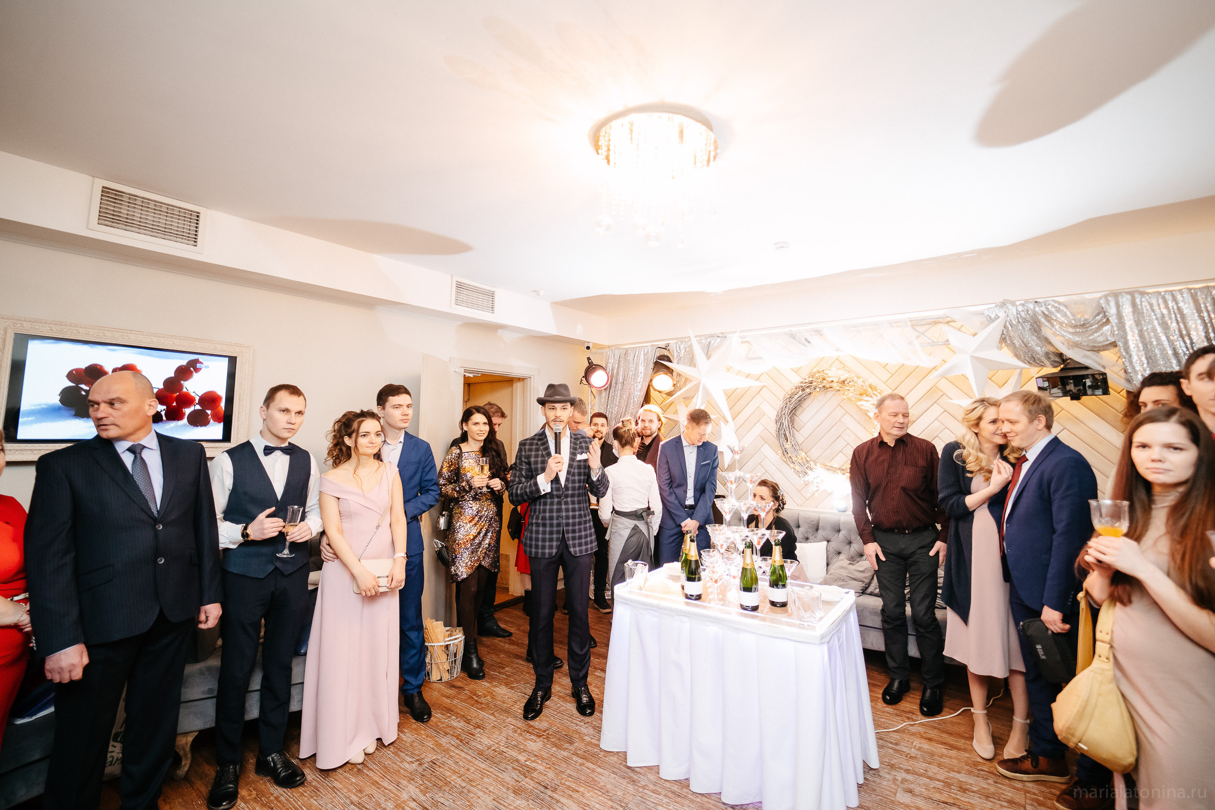 Свадьба зимой в Петербурге