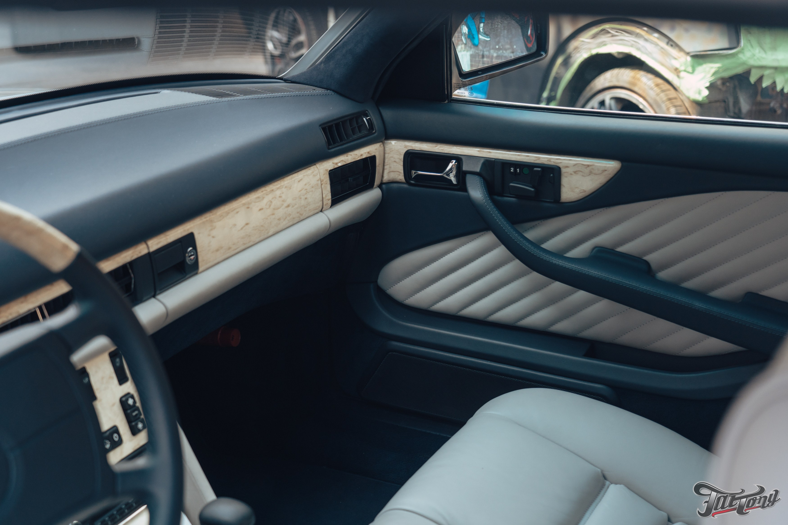 Mercedes c126 560 SEC шиномонтаж. DeLorein