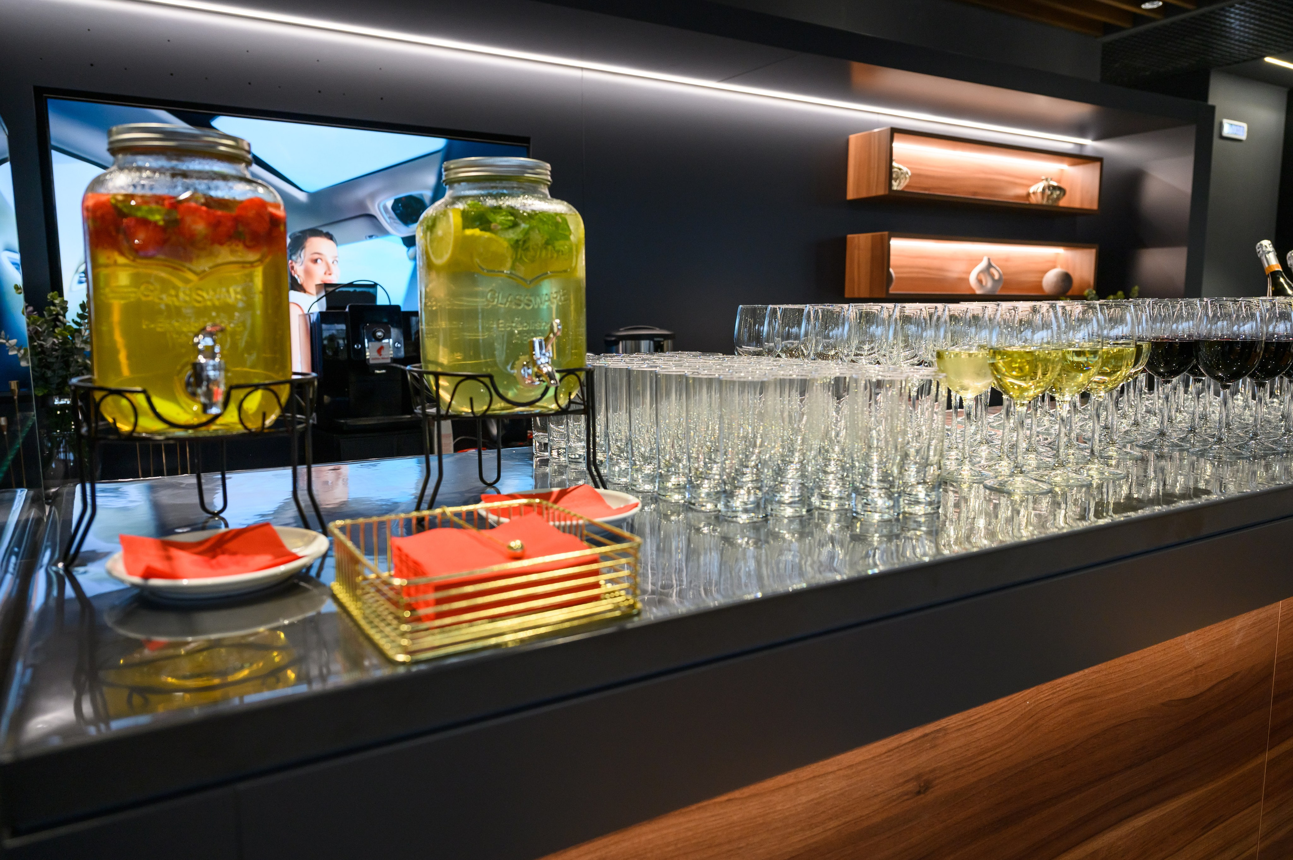 Открытие автосалона EXEED. Свадебный фотограф Москва Юрий Кульман