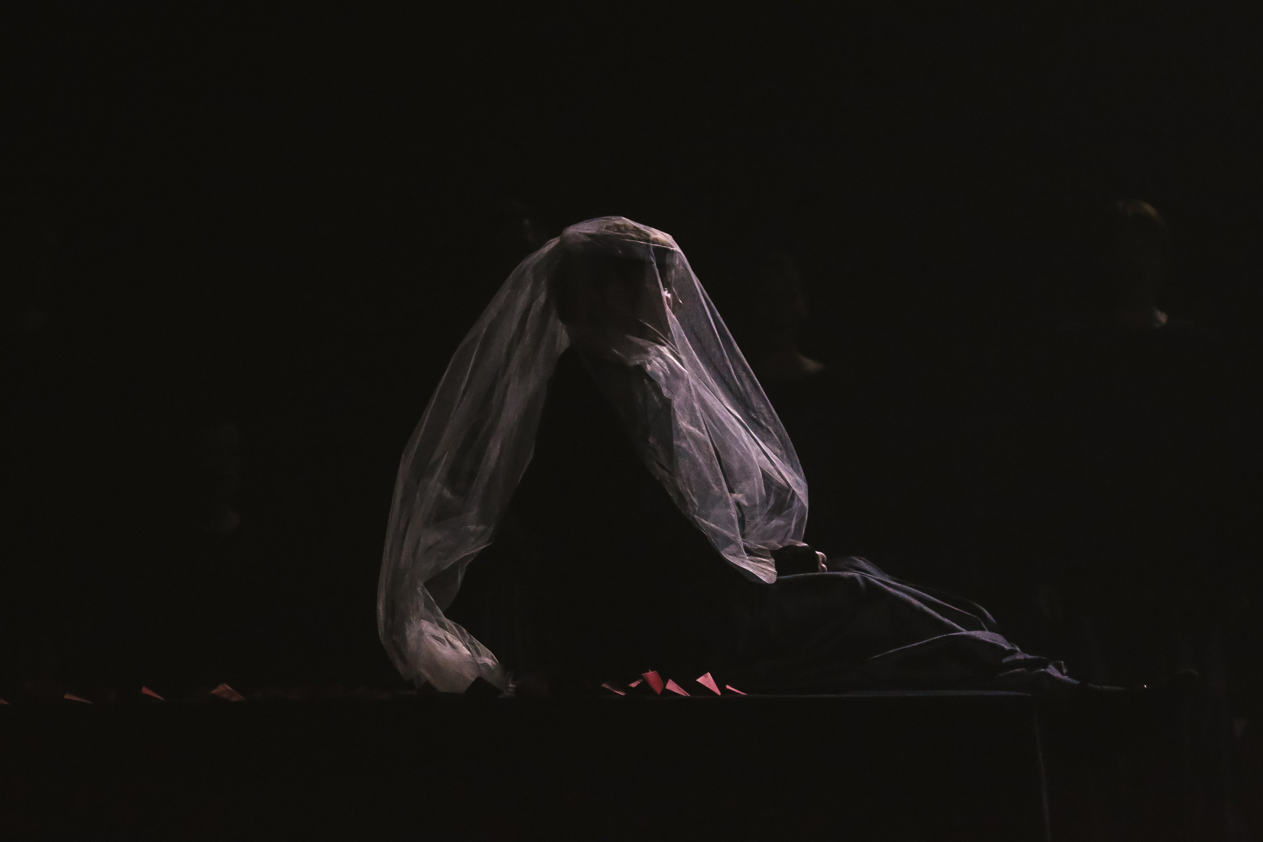 Опера "Красное": Сны погибших об Испании. Дарья Письменюк / Darya Leitstern — фотограф, музыкант, журналист, путешественник