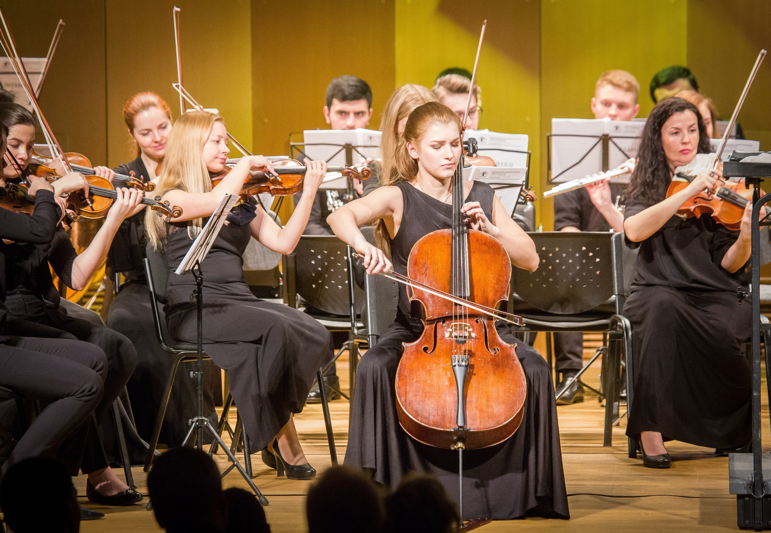 Концерт в Центре Павла Слободкина. Дарья Письменюк / Darya Leitstern — фотограф, музыкант, журналист, путешественник