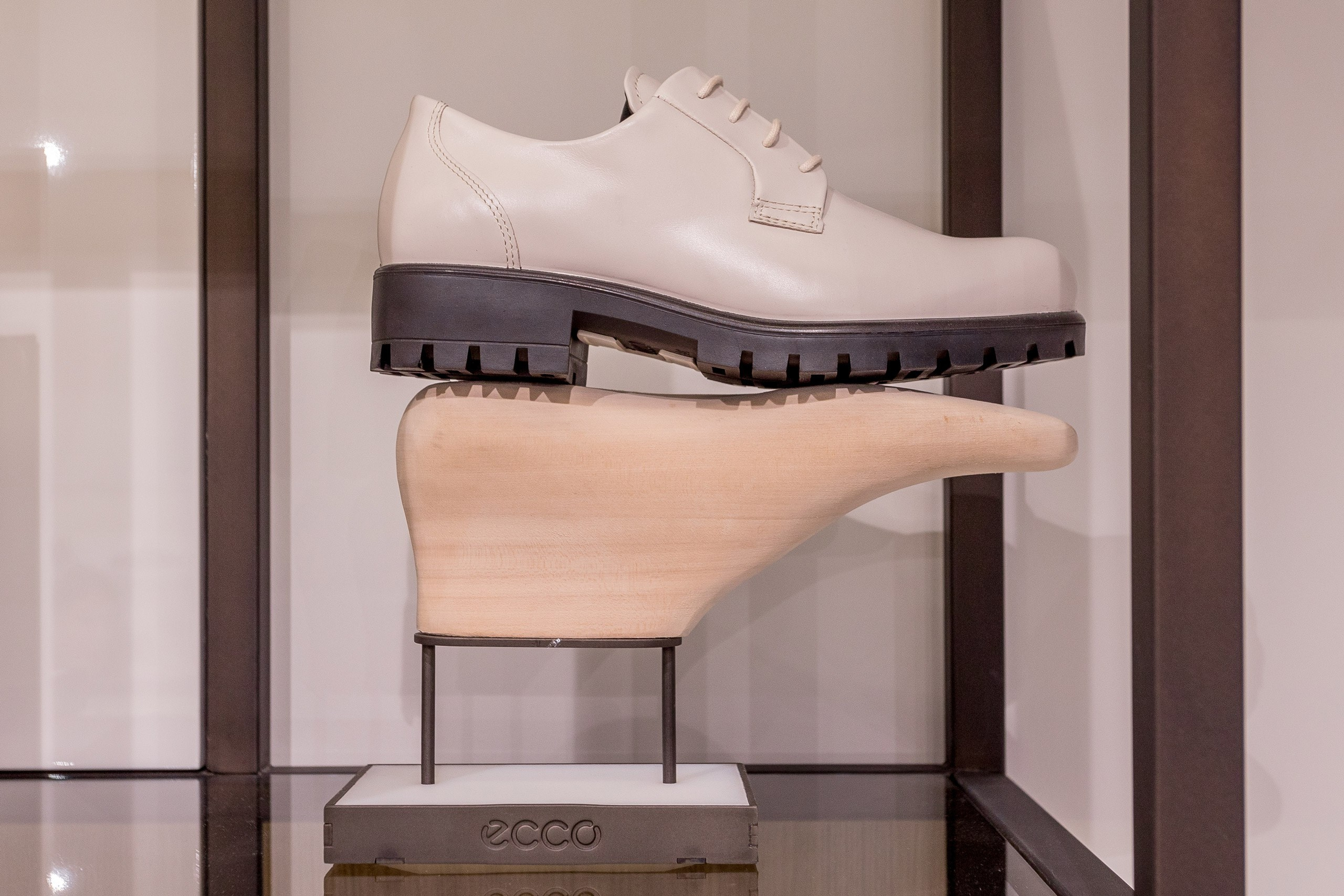 Shops. Interior photographer Vitalii in Portland and Vancouver