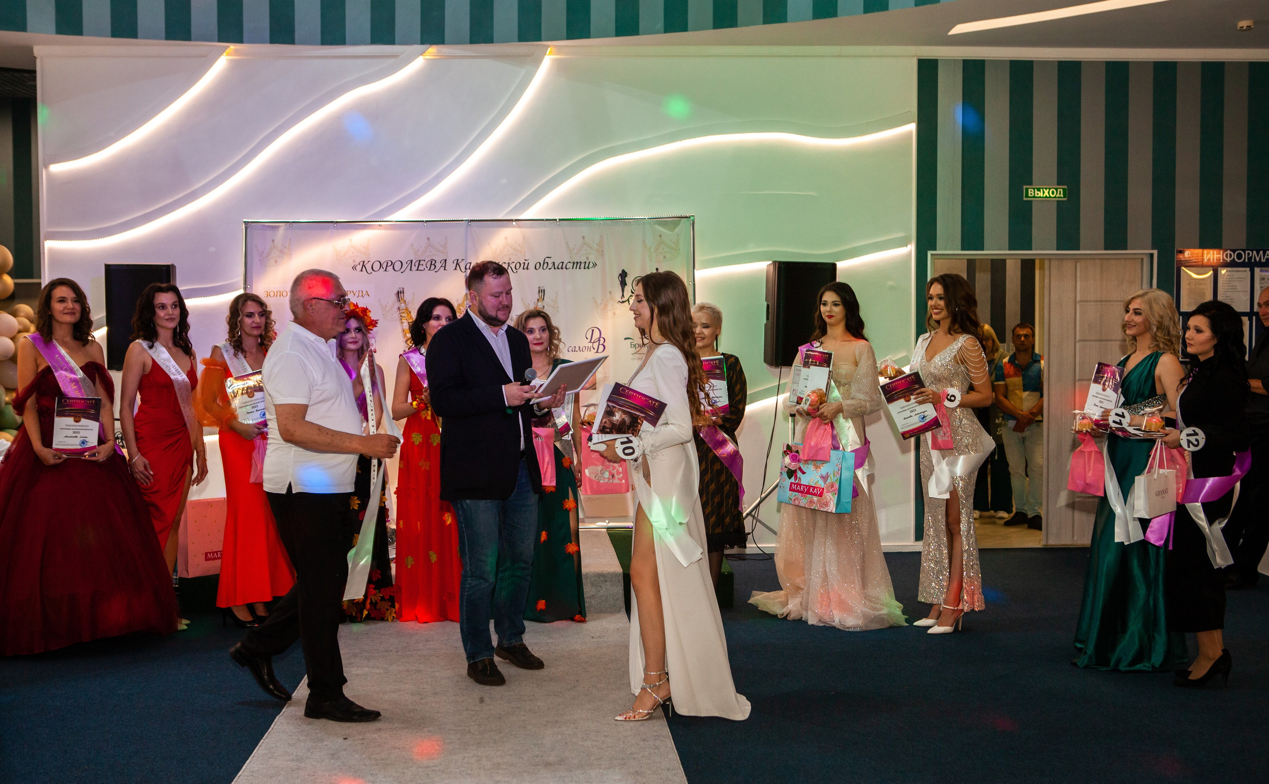 Королева Калужской области. Репортажный, семейный, свадебный, портретный фотограф