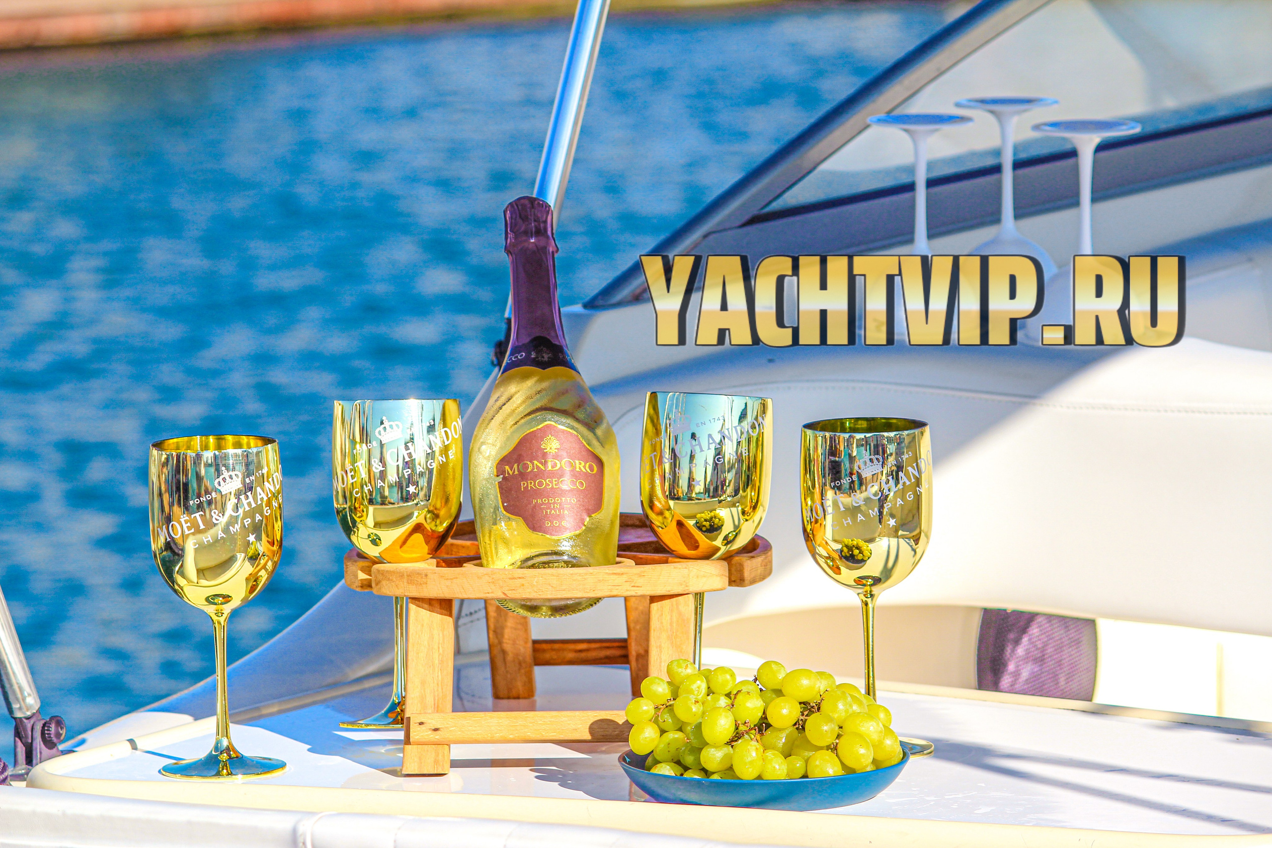 Кейтеринг на яхтах День рождение Девичник Мальчишник. Аренда Яхт в Сочи от Эконом до Премиум Класса