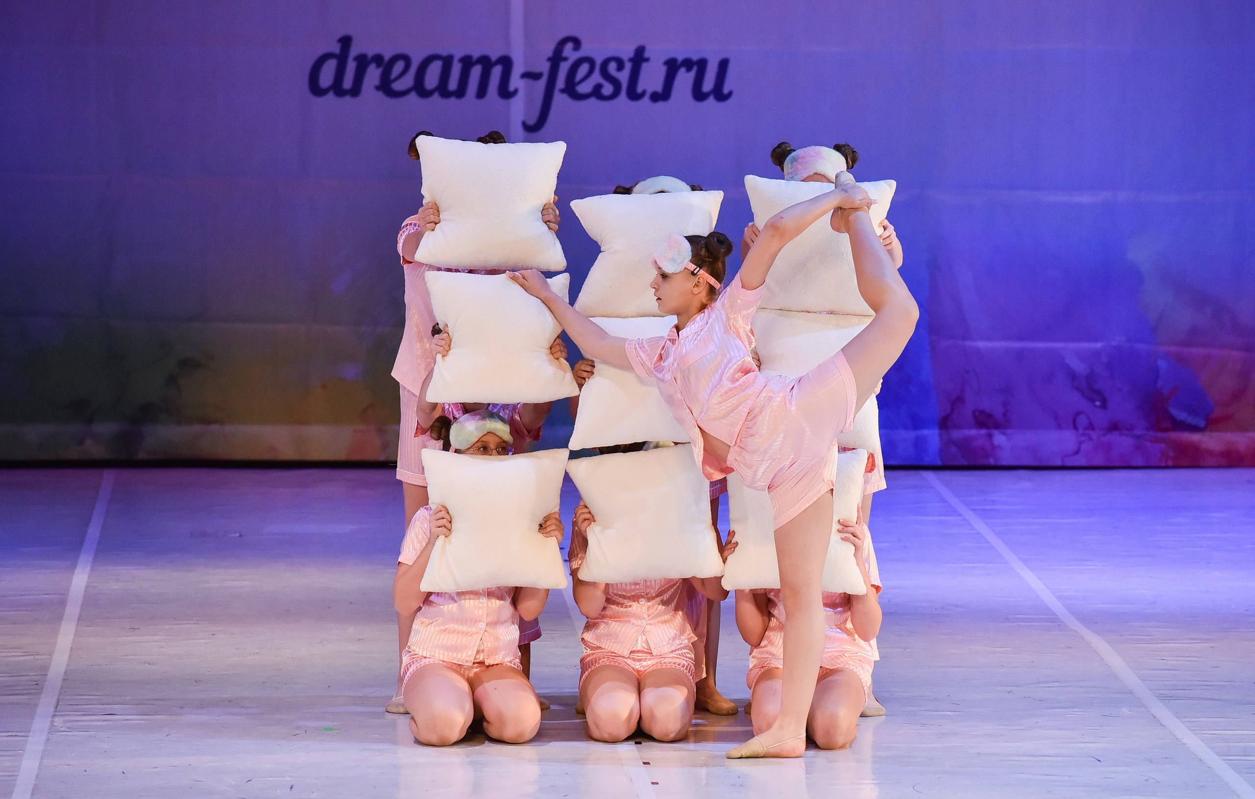 30.11.2024 Фестивальное движение «Шаг к мечте» Москва. Медиастудия Фото Концепт