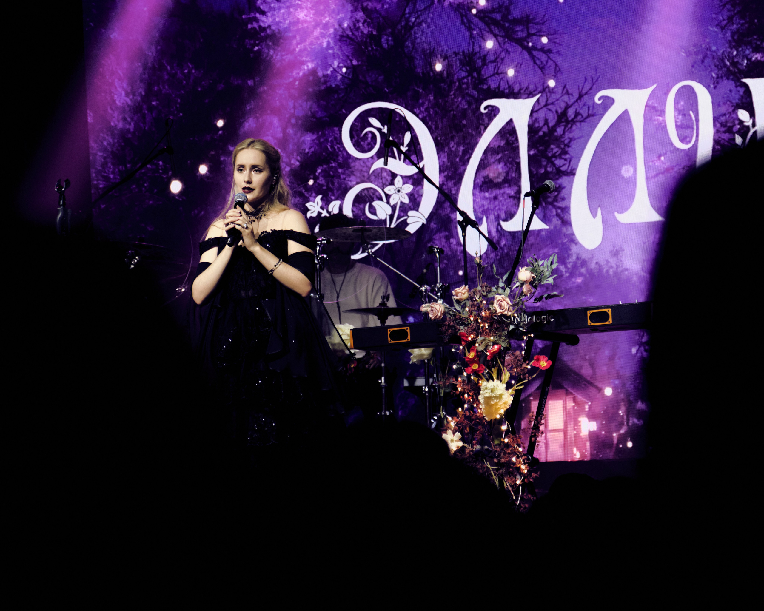 КОНЦЕРТЫ. ФОТОГРАФ В ЕКАТЕРИНБУРГЕ НАСТЯ MUSE