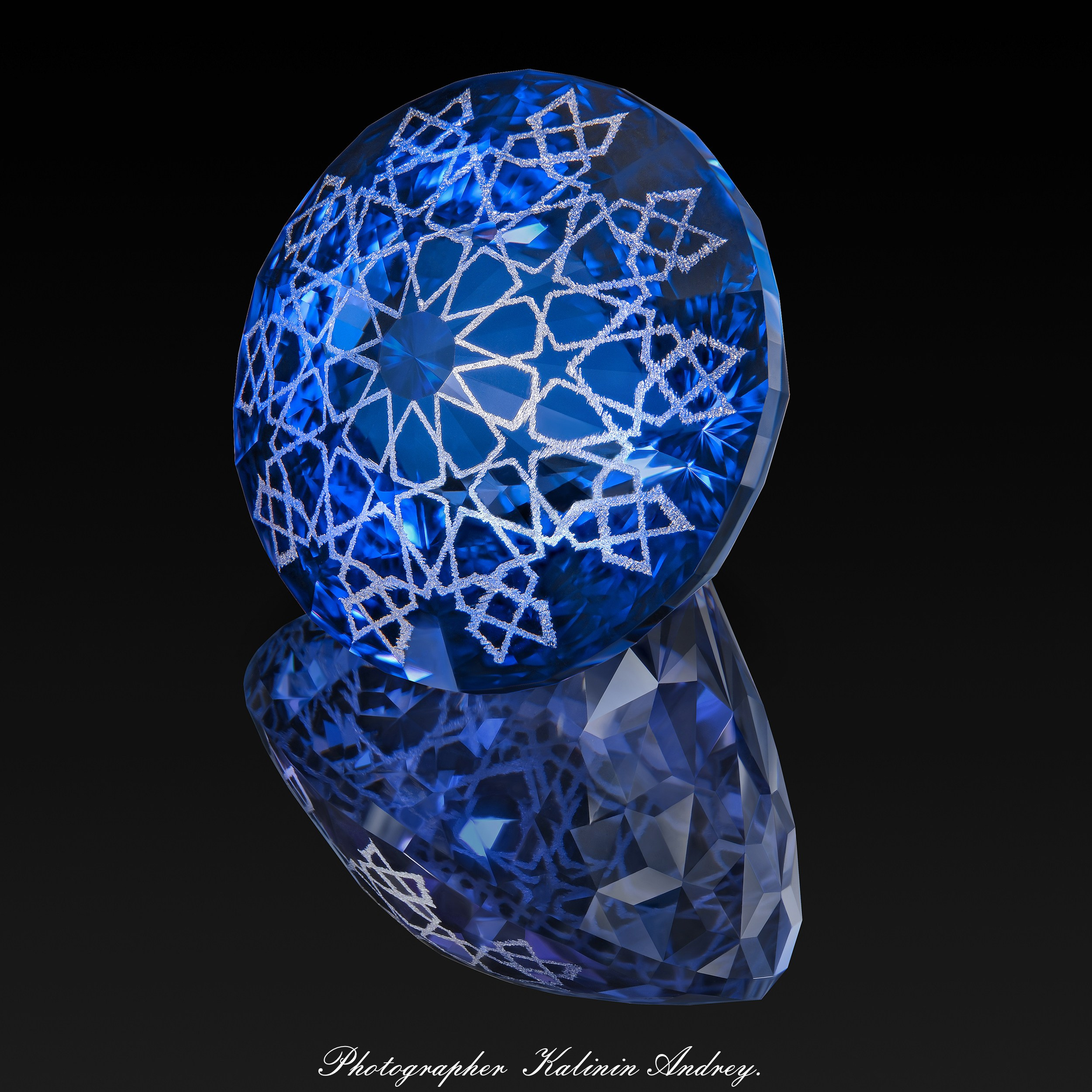 Профессиональная уникальная рекламная фотосъёмка драгоценных в Москве  тел +7 966-003-13-07. Высококачественная профессиональная рекламная фотосъёмка ювелирных украшений, драгоценных камней в Москве. Обучение, консультация