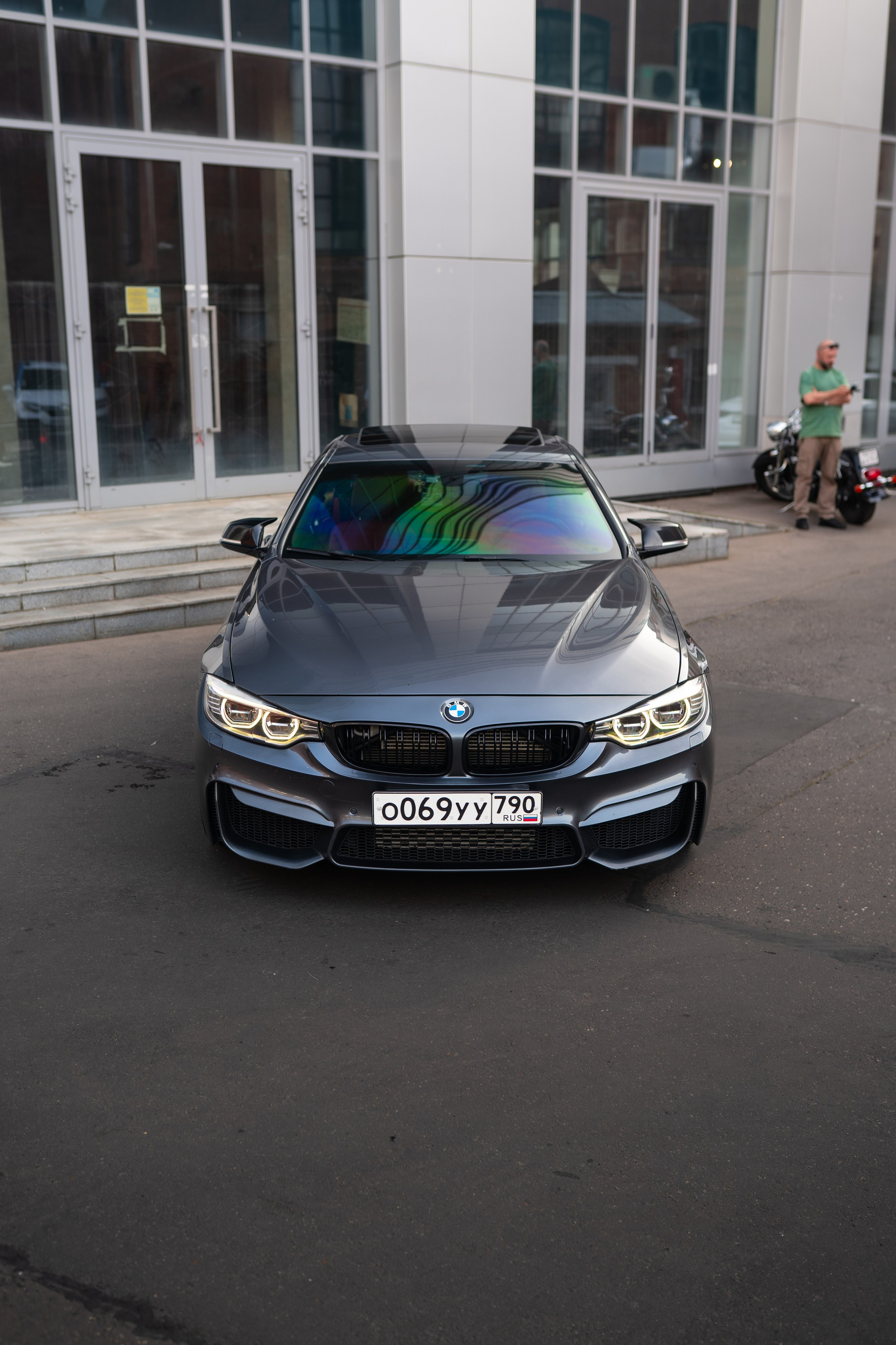 BMW 4-series. Mirllaev